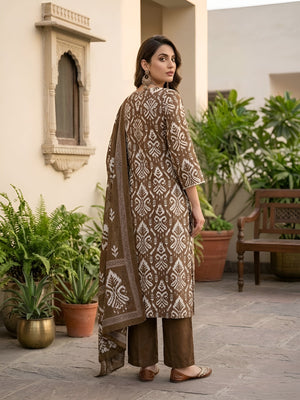 Color_Brown