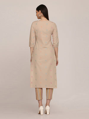Color_Beige