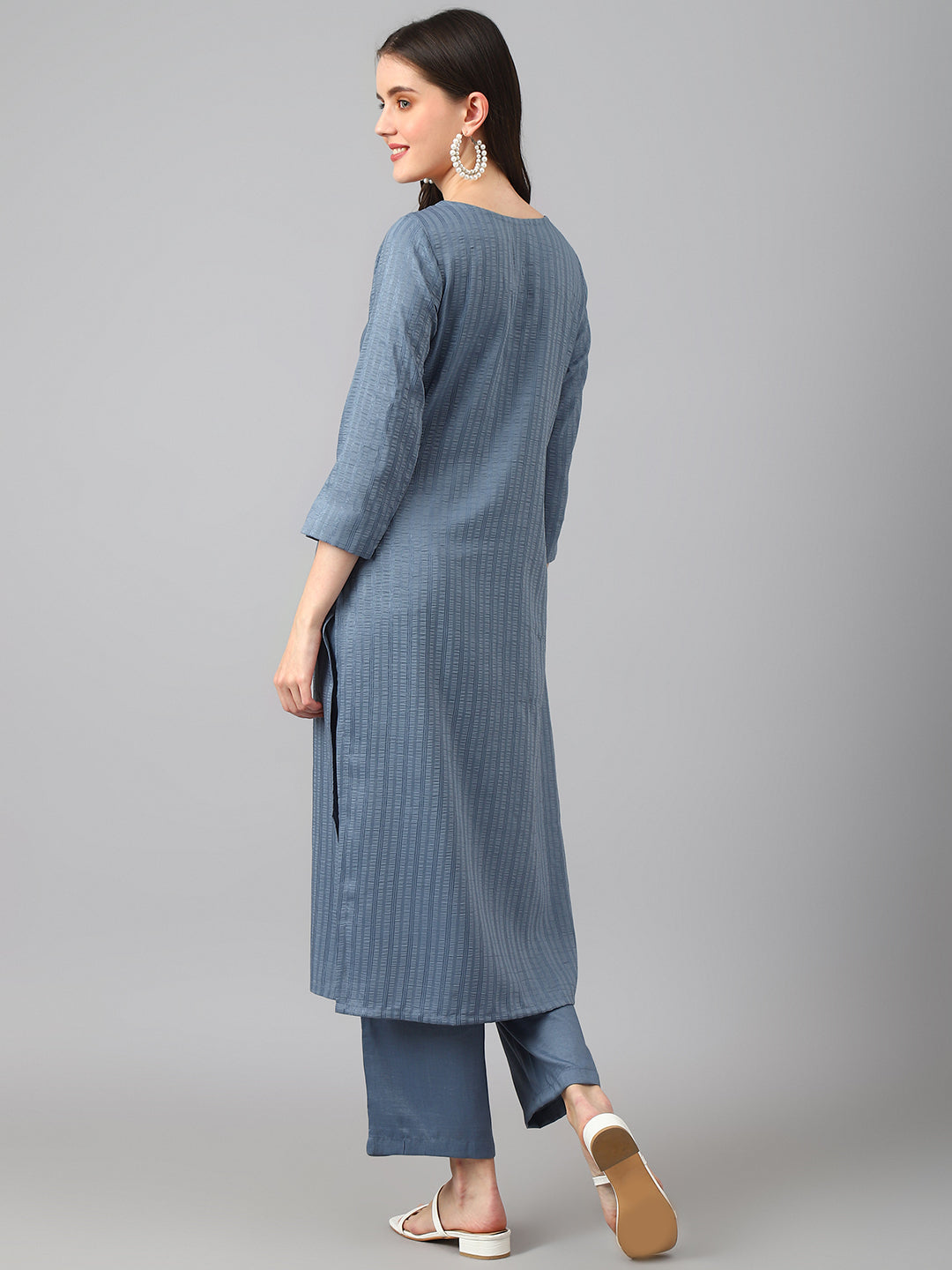 Color_Grey