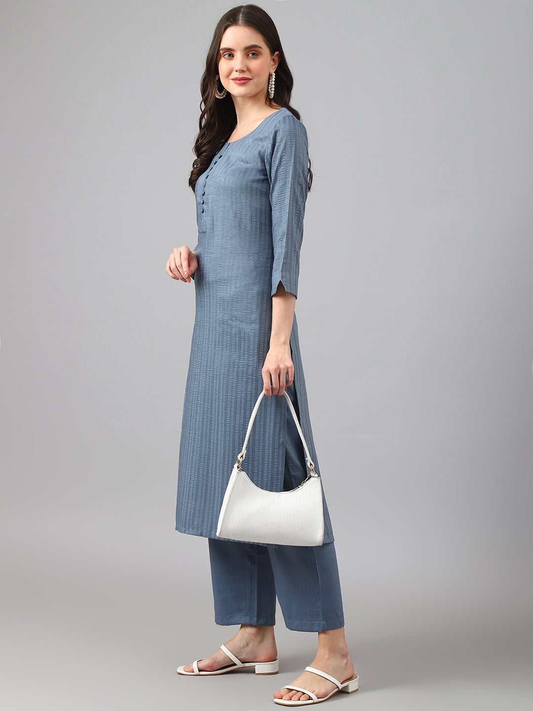 Color_Grey