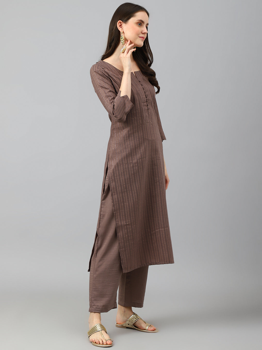 Color_Brown