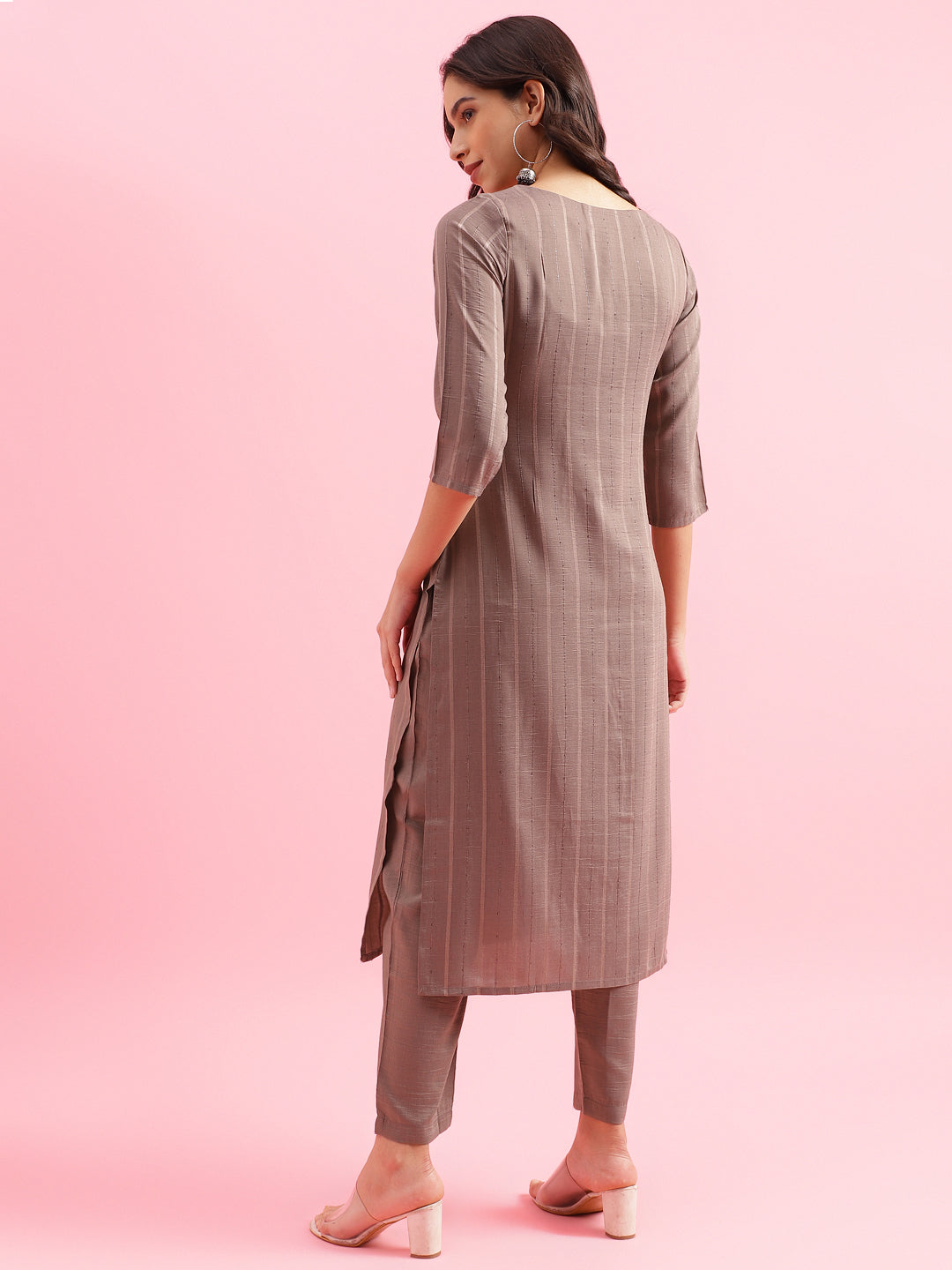Color_Grey