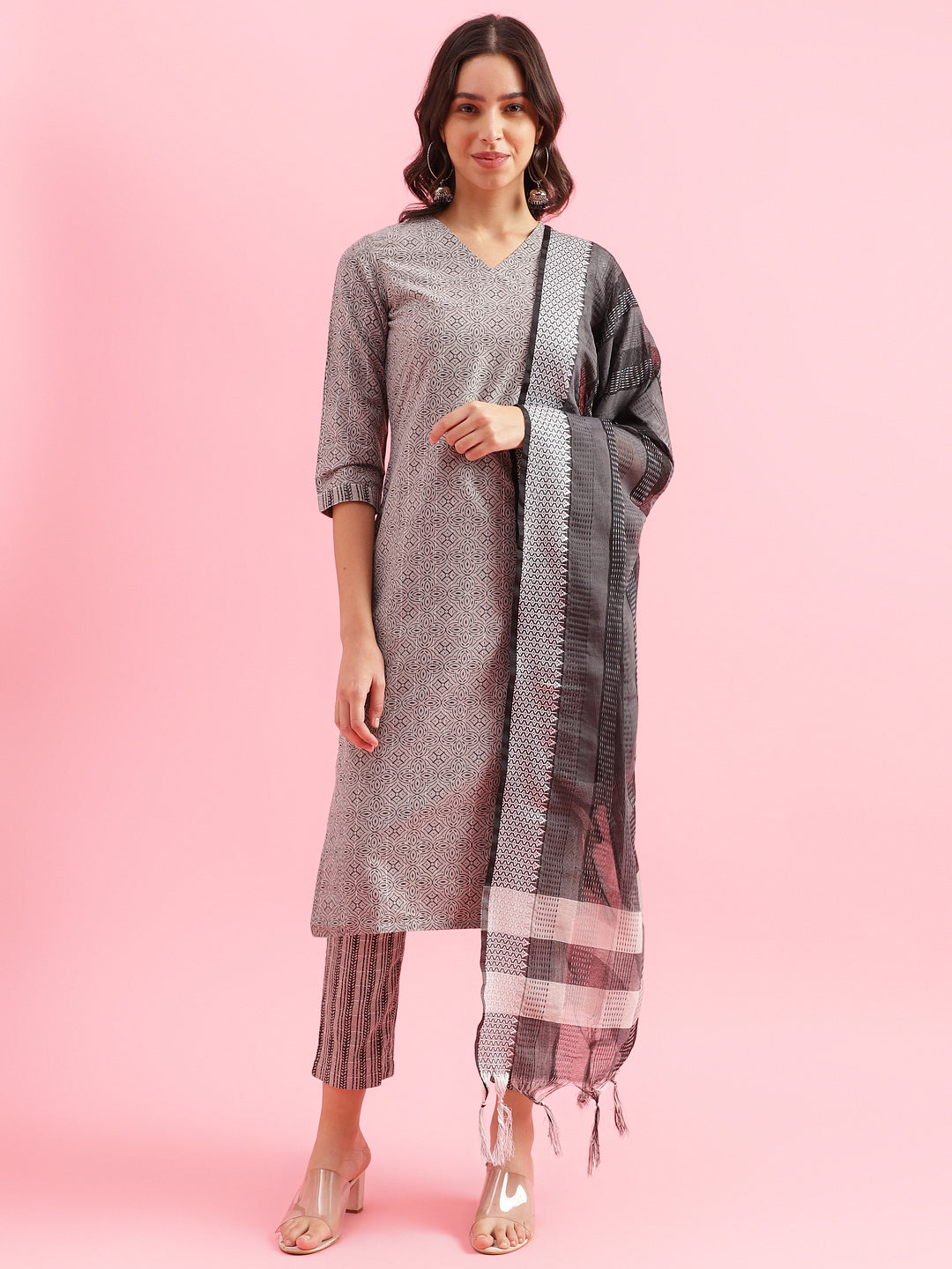 Color_Grey