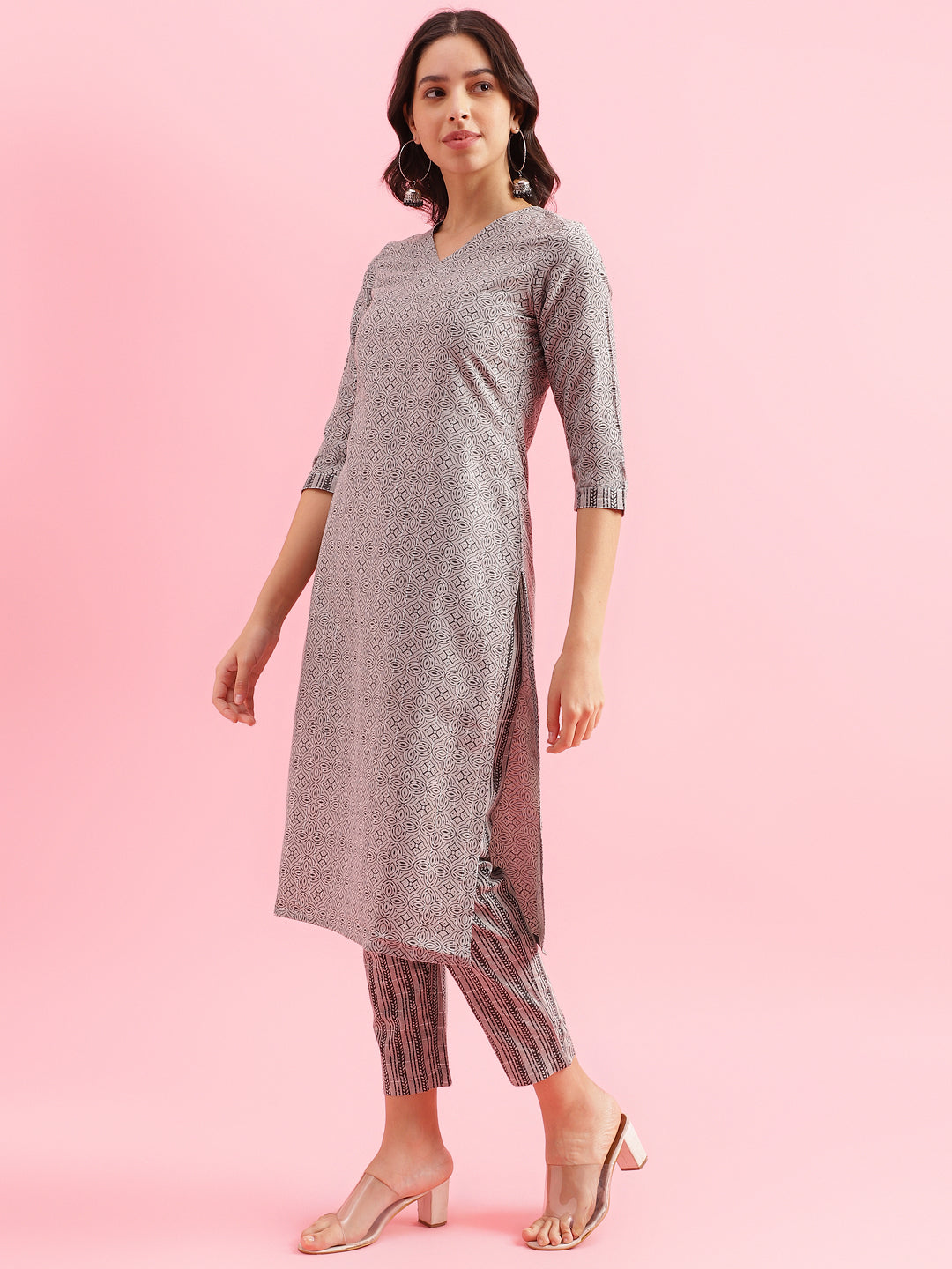 Color_Grey