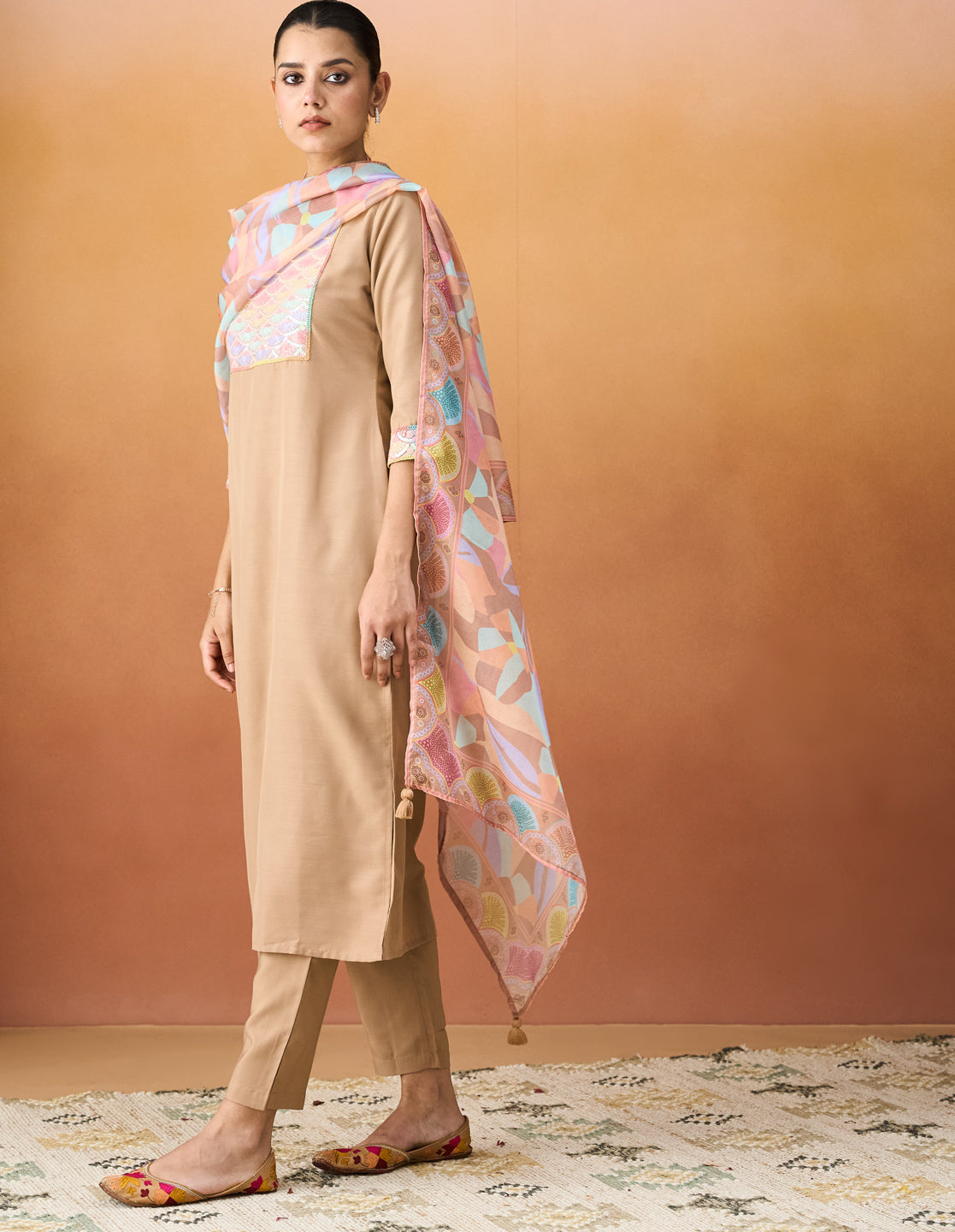 Color_Beige