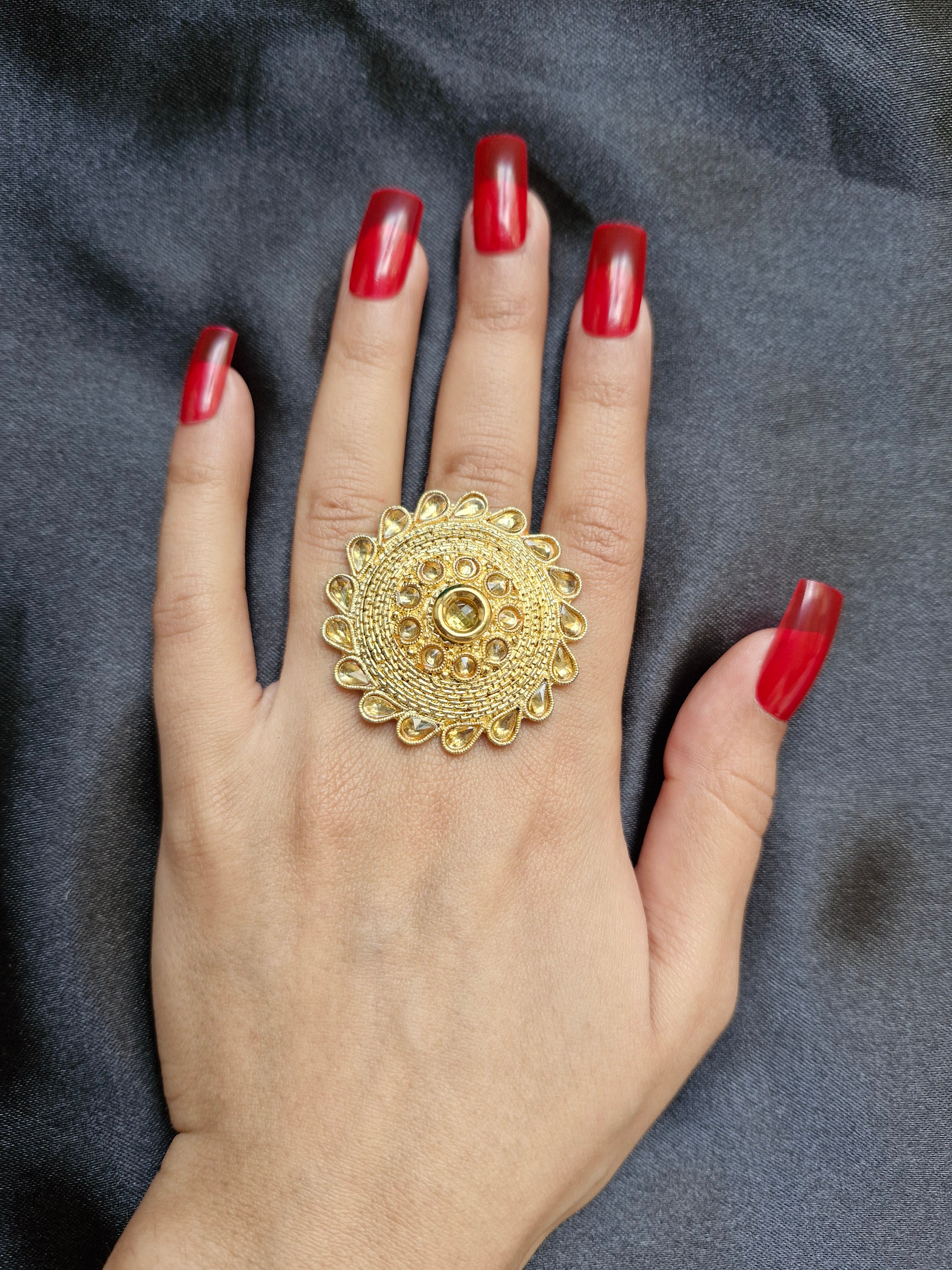 Color_gold
