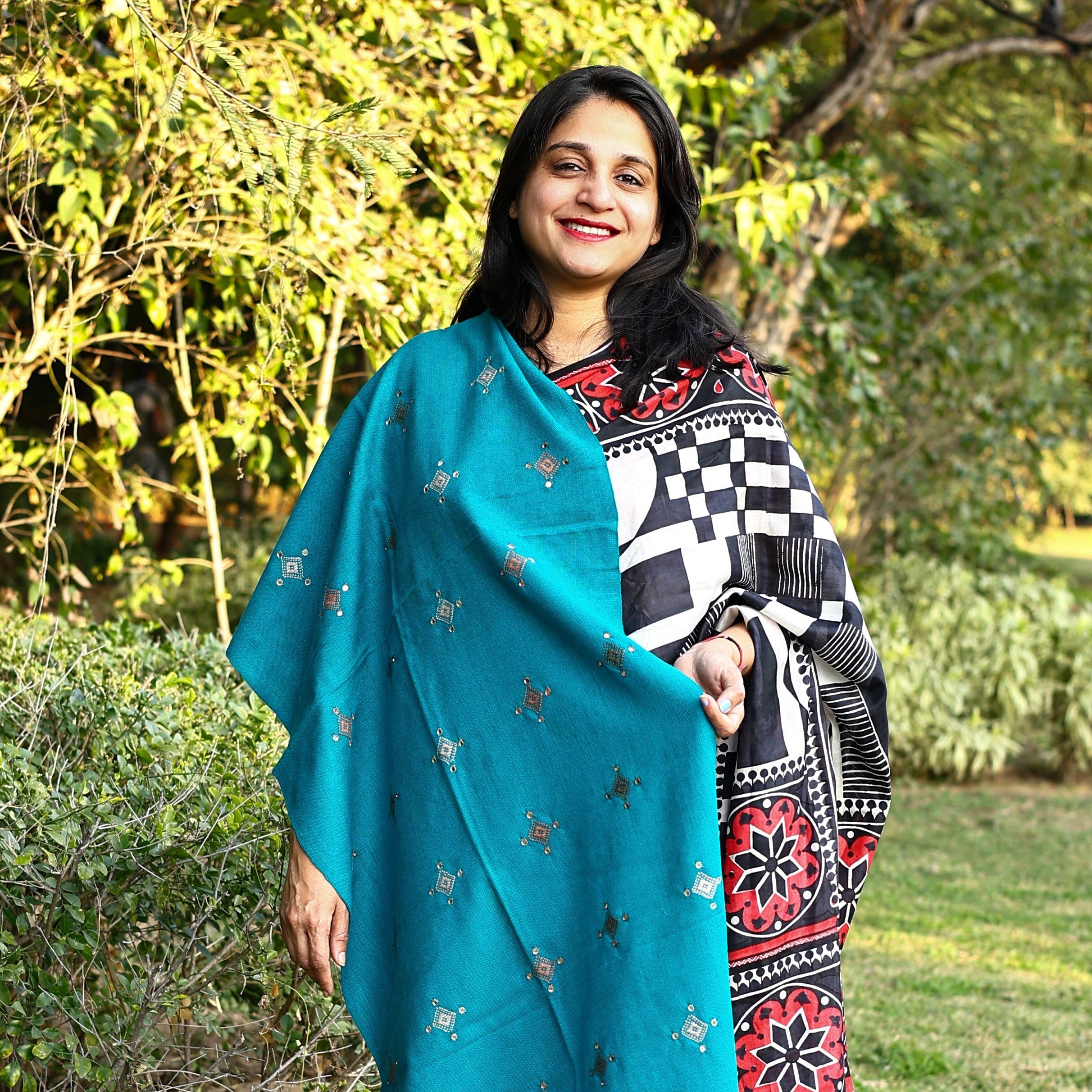 Handwoven Kutchi Bhujodi Cyan Blue Stole