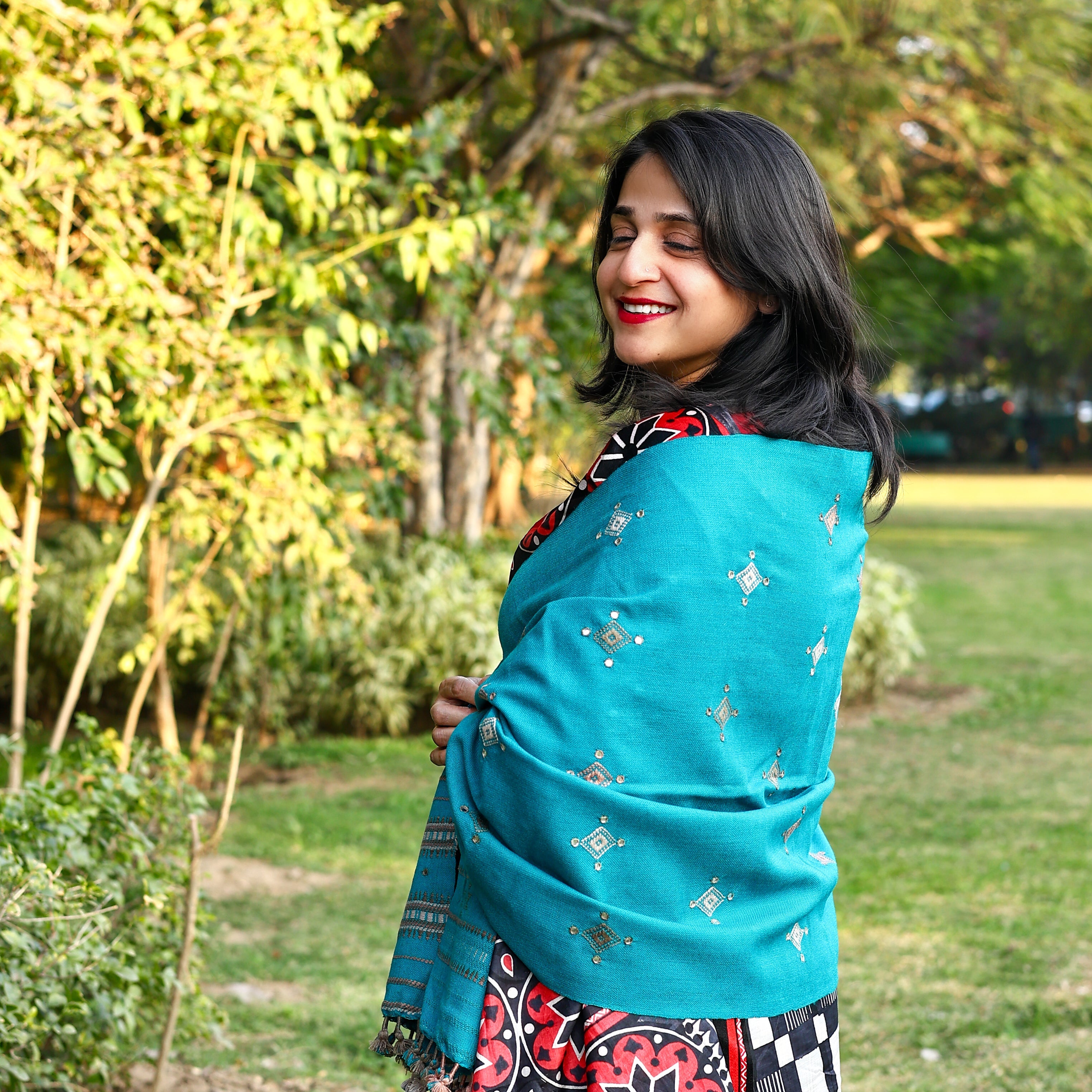 Handwoven Kutchi Bhujodi Cyan Blue Stole