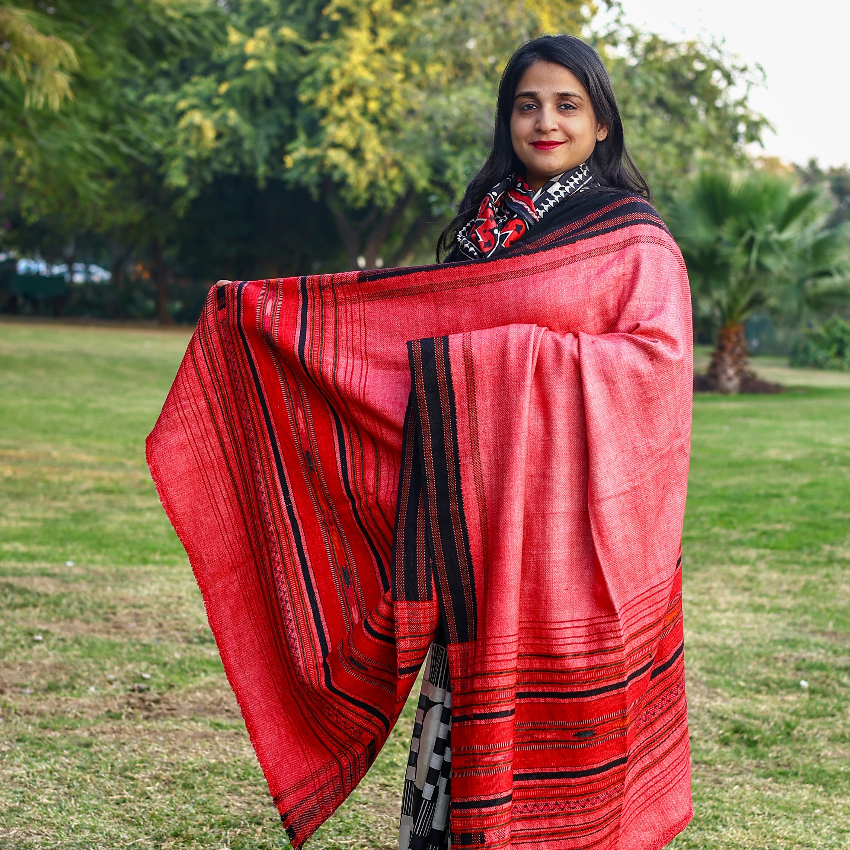 Handwoven Rajasthani Pattu Shawl—Pink