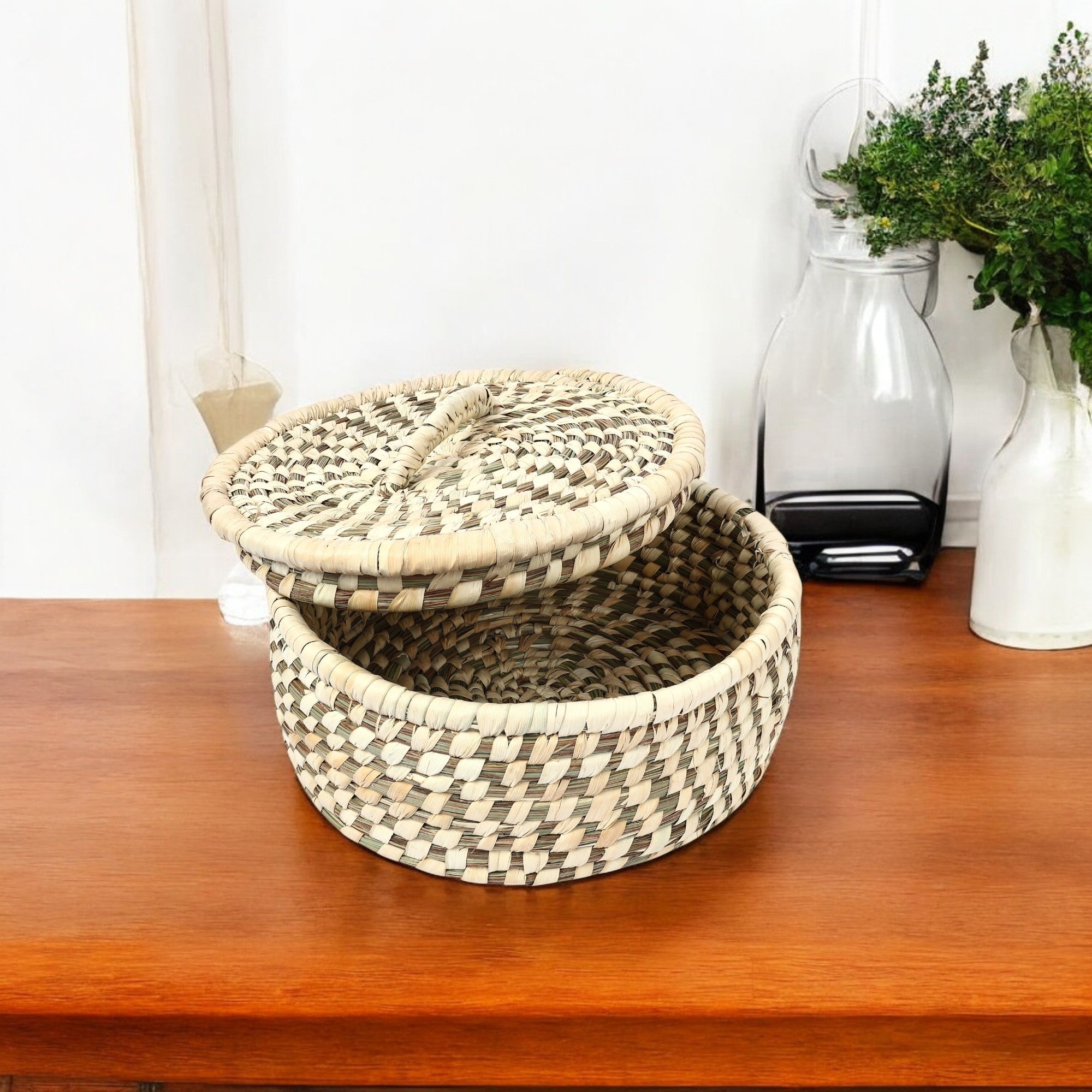 Handwoven Sabai Grass Chapati Box with Handle