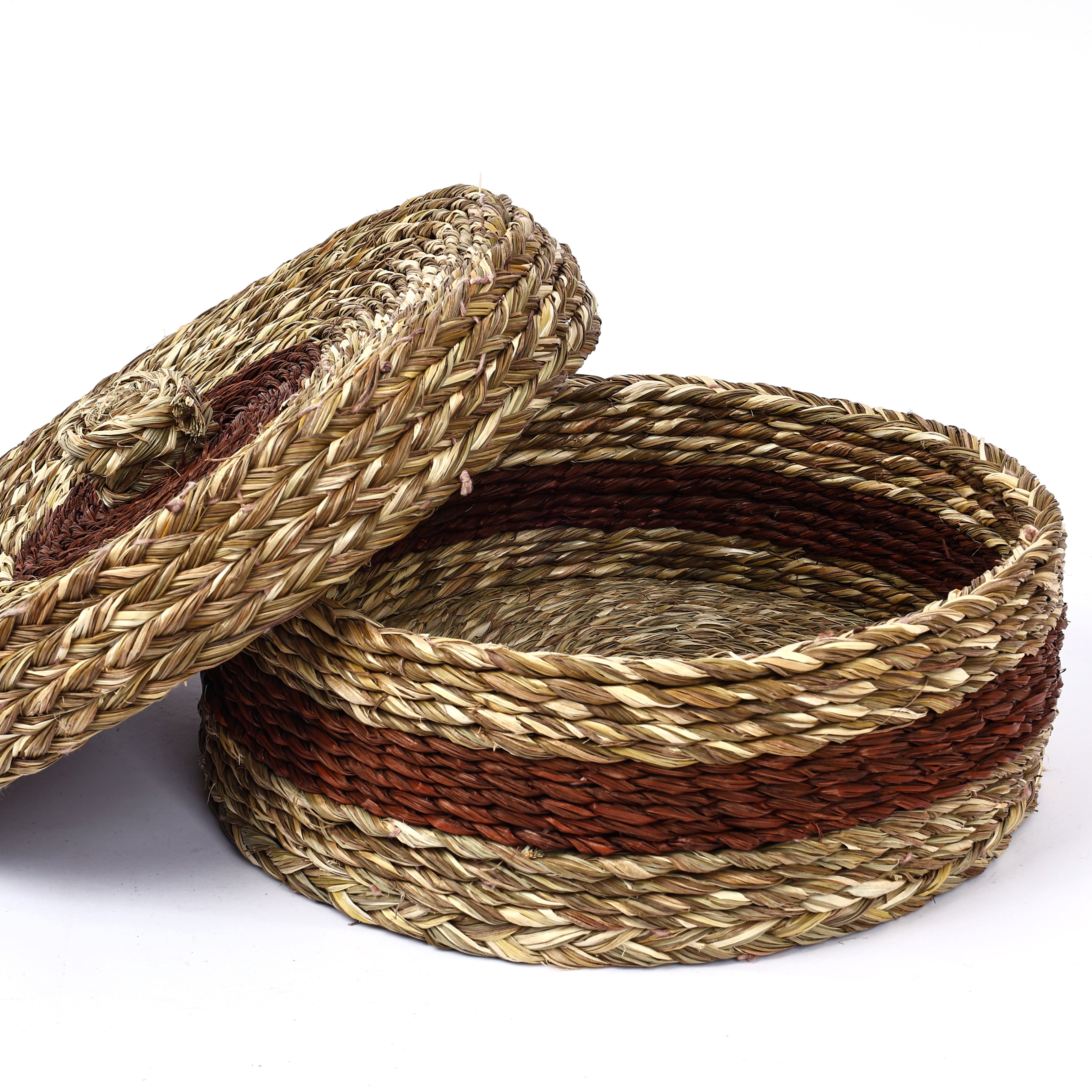 Handwoven Sabai Grass Chapati Box with Knob