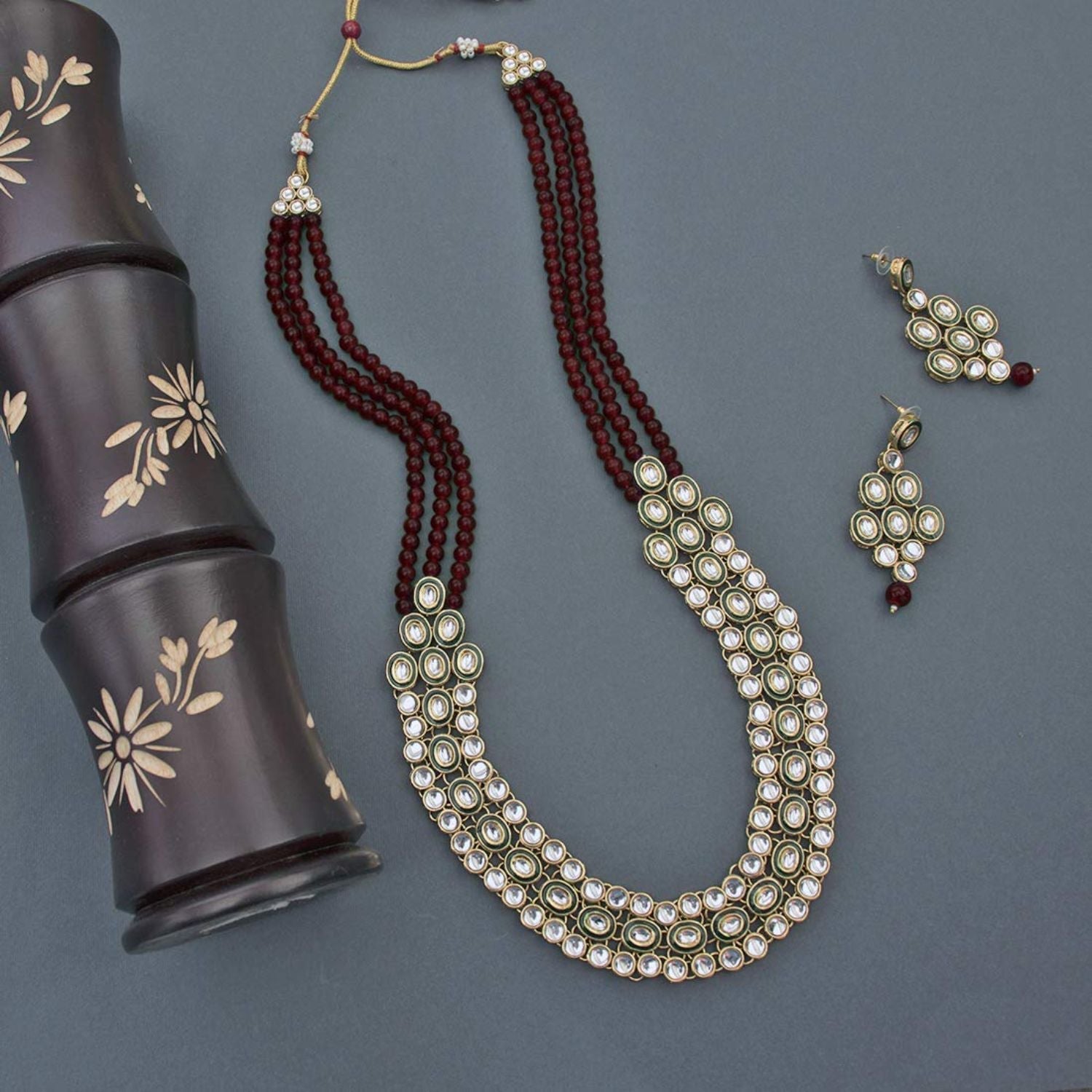 Women's 18K Gold Plated Traditional Stunning Maroon Meenakari Kundan Studded Pearl Necklace Jewellery Set with Earrings