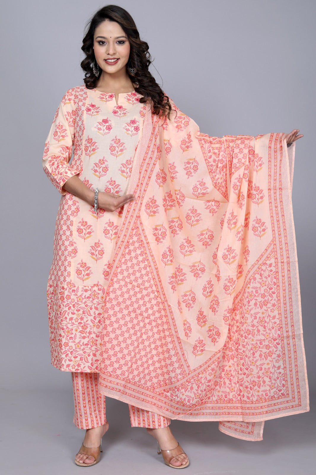 Women's Printed Peach Cotton Kurta Set With Dupatta - Taantav