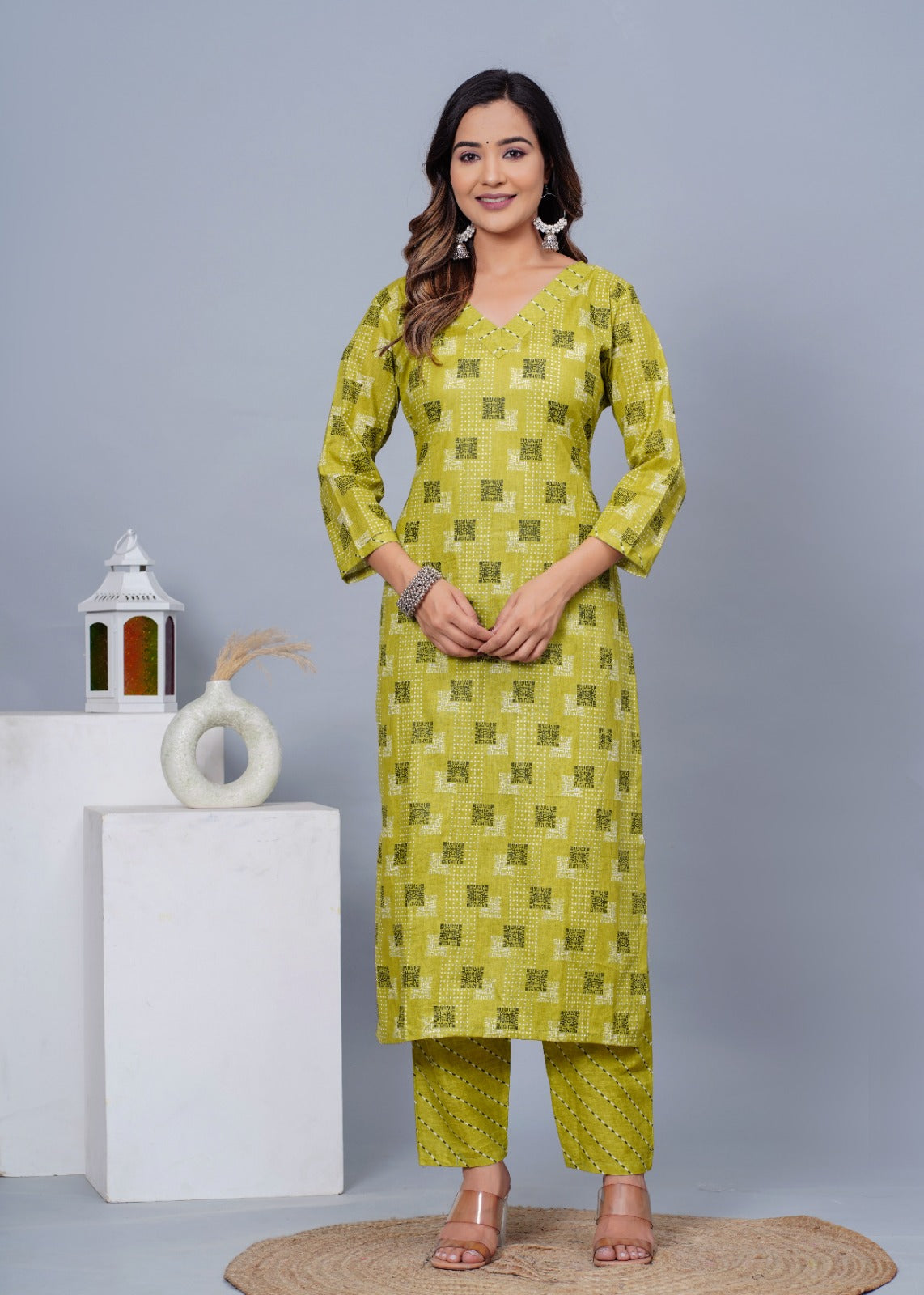 Women's Stylish Cotton Kurta with Pant and Dupatta Set - Taantav