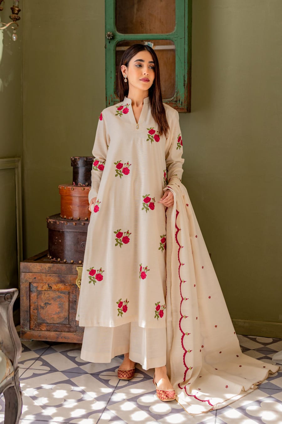 Classic Cream Floral Printed Kurta Set