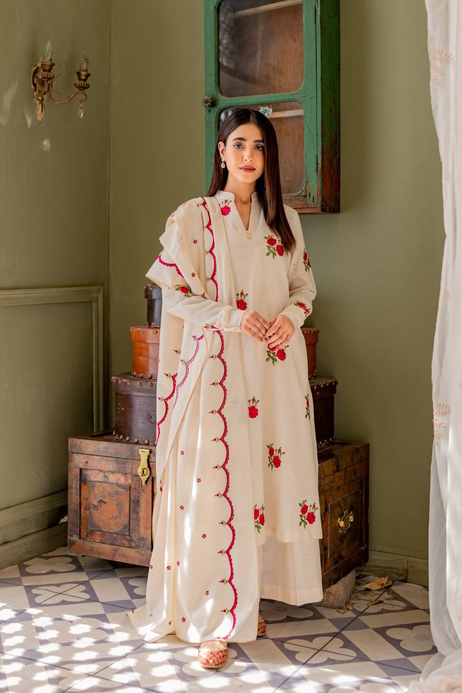 Classic Cream Floral Printed Kurta Set