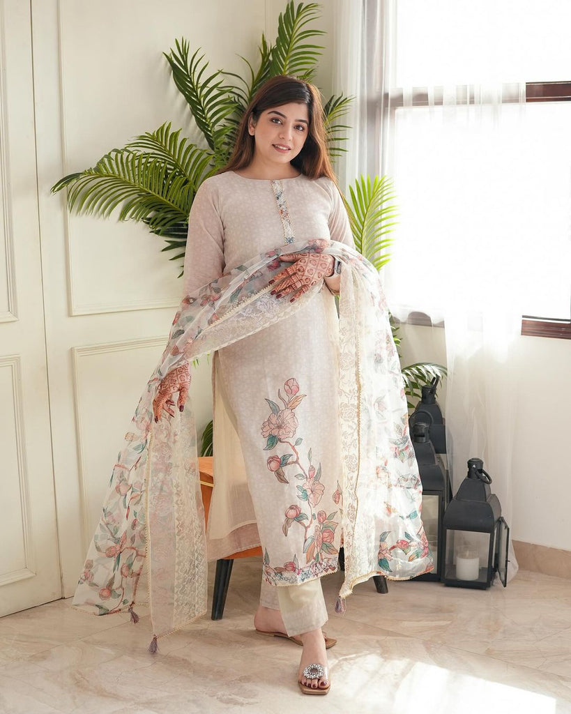 Women's Elegant Floral-Embroidered Off-White Kurta With Dupatta Set For Women