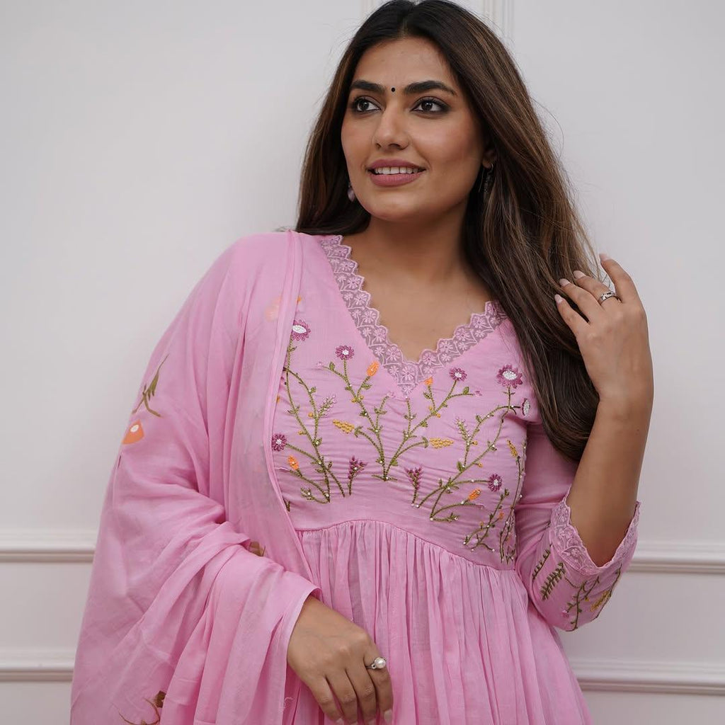 Women's Baby Pink Elegant Embroidered Kurta Set with Floral Dupatta