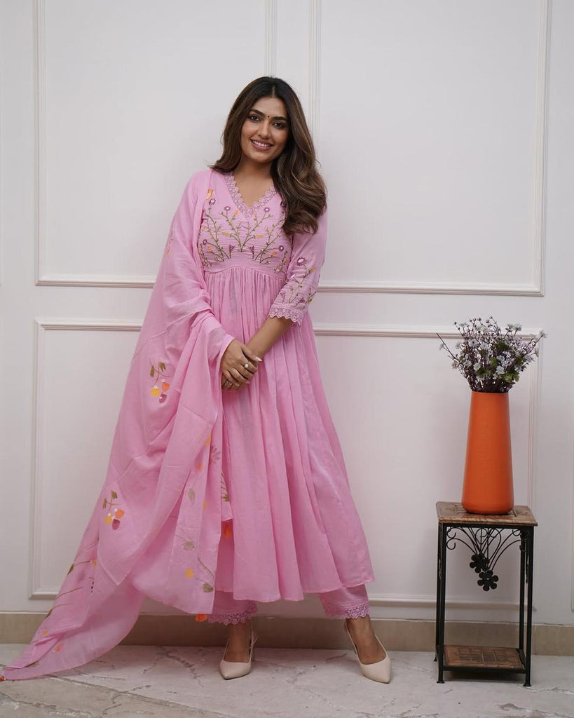 Women's Baby Pink Elegant Embroidered Kurta Set with Floral Dupatta