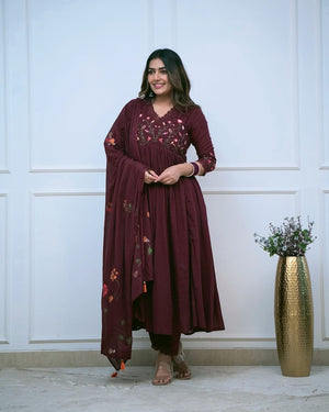 color_Maroon