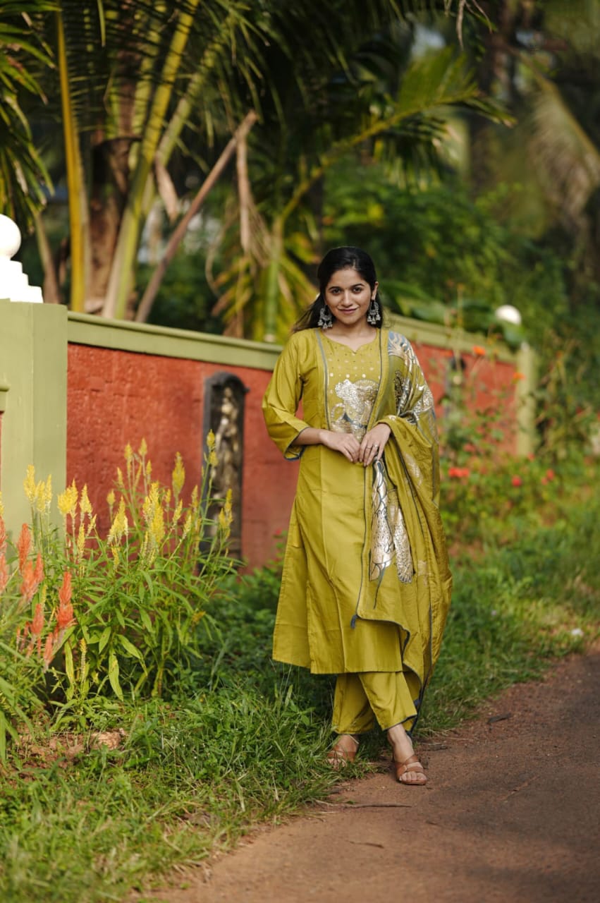 Women's Olive Green Embroidered & Printed Kurta Set With Dupatta - Wear&Style