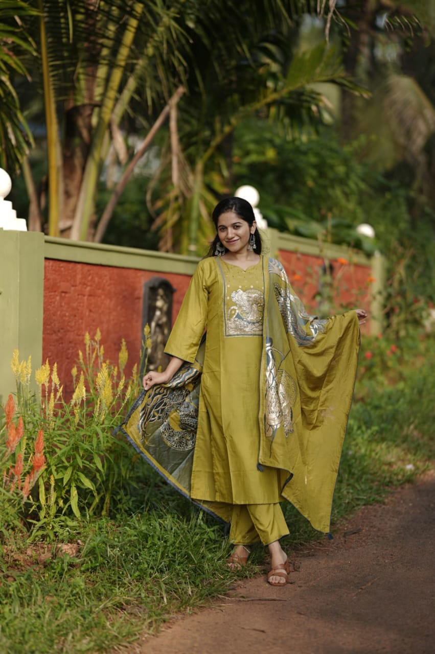 Women's Olive Green Embroidered & Printed Kurta Set With Dupatta - Wear&Style