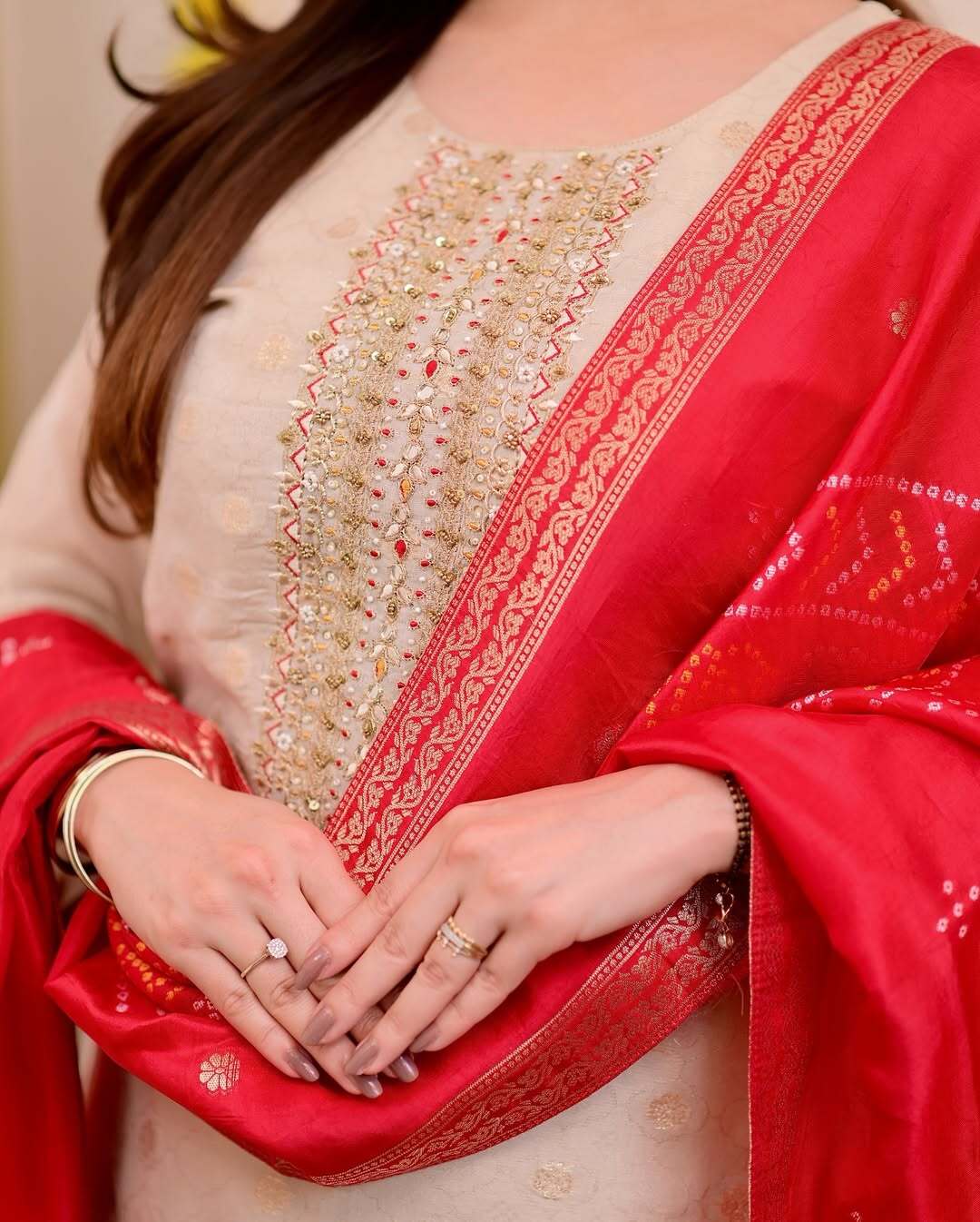 color_Off White