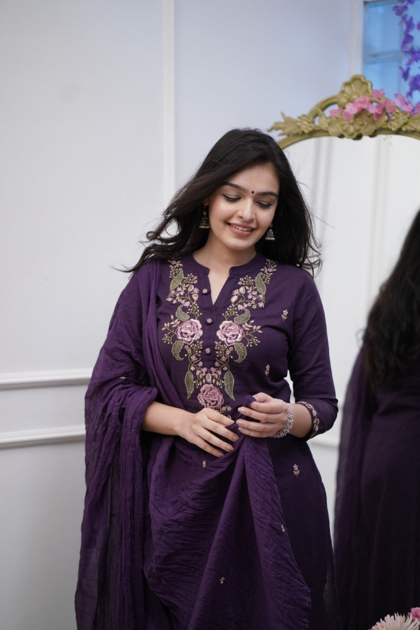 Women's Royal Purple Cotton Kurta Set With Floral Embroidery