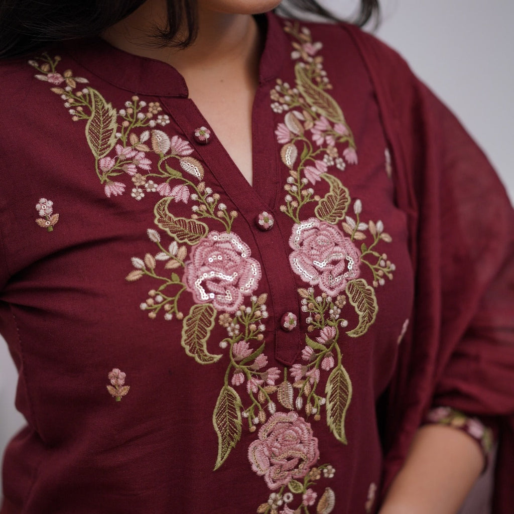 color_Maroon