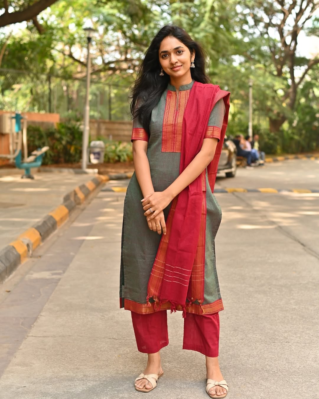 color_Maroon