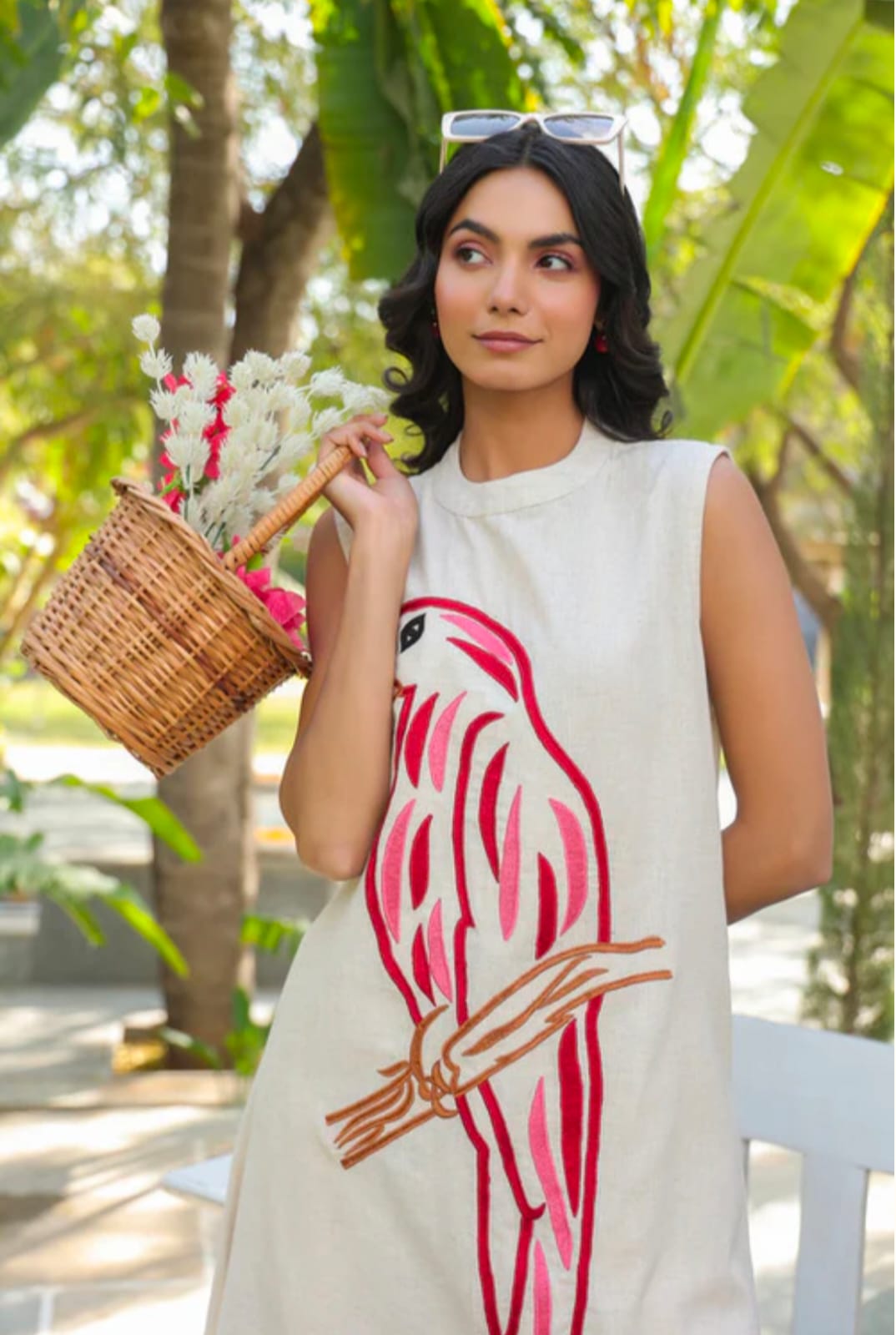 Women's Beige Cotton Kurta Set With Pink Parrot Embroidery