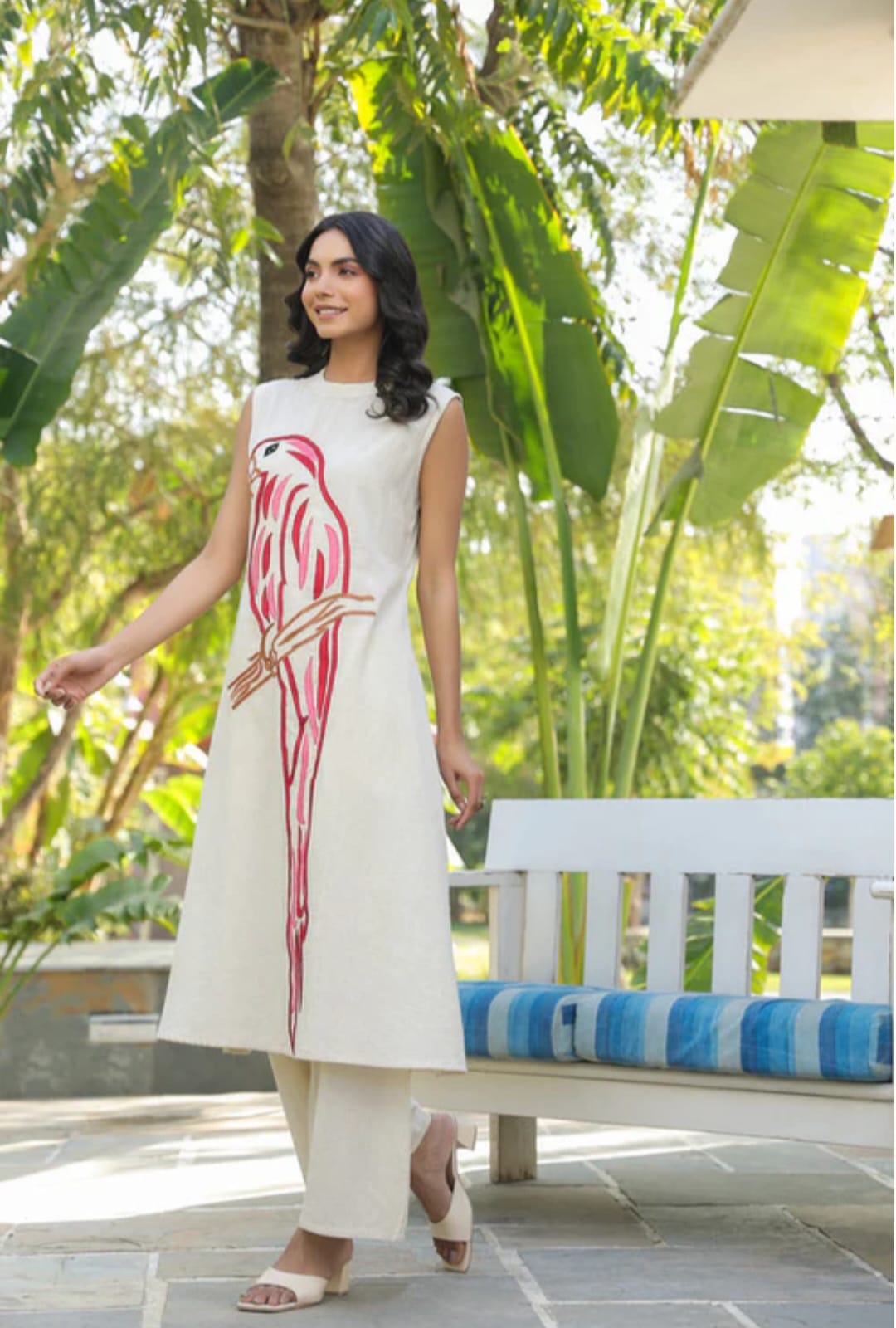 Women's Beige Cotton Kurta Set With Pink Parrot Embroidery