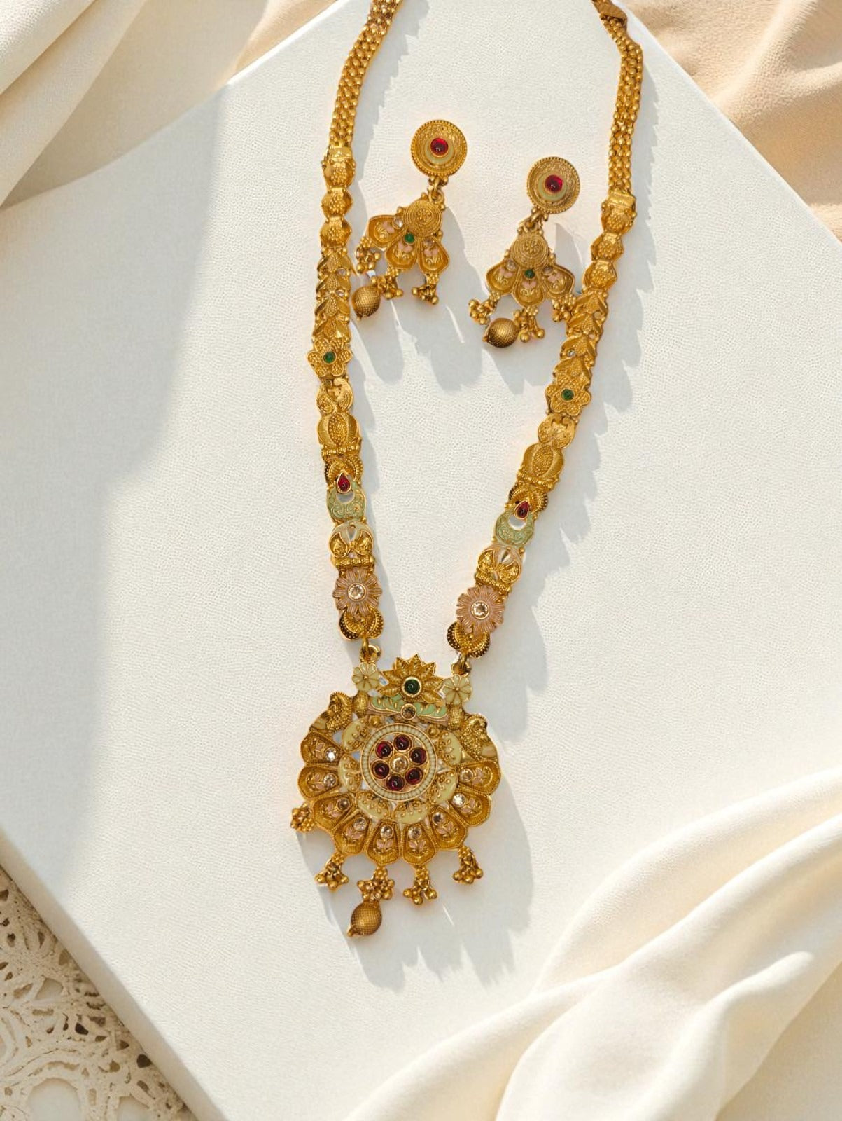 Color_gold