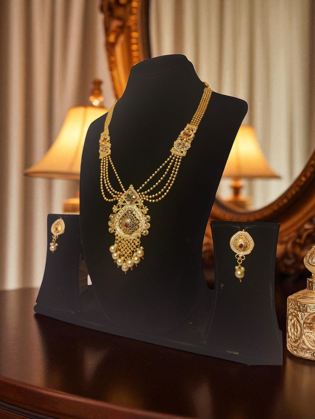 Color_gold