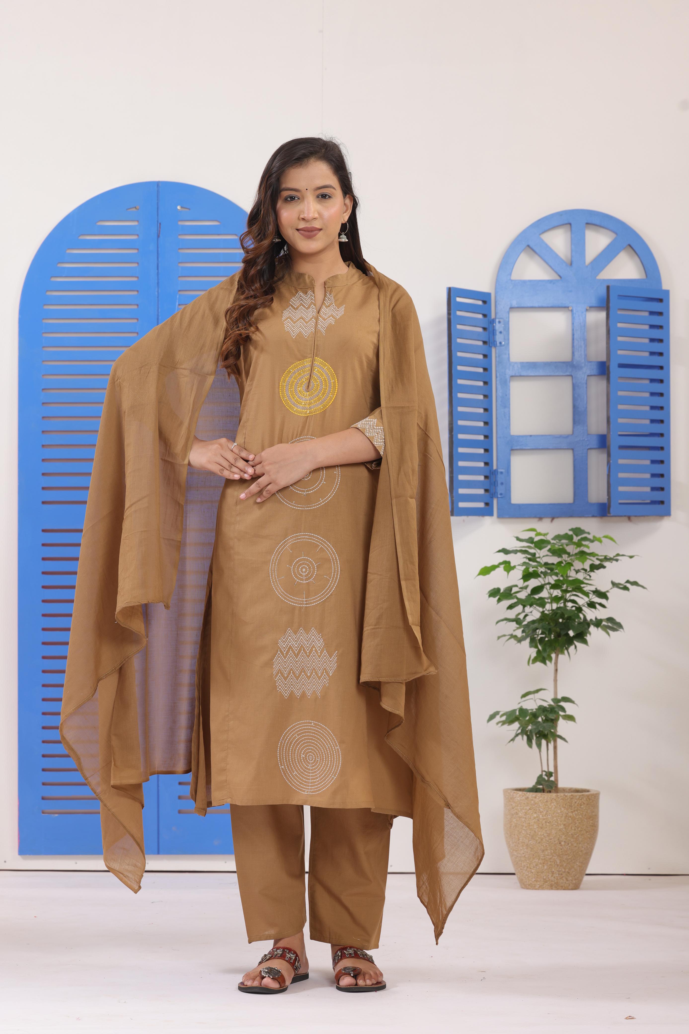 Women's Warm Caramel Brown Cotton Suit Set With Geometric Thread Embroidery