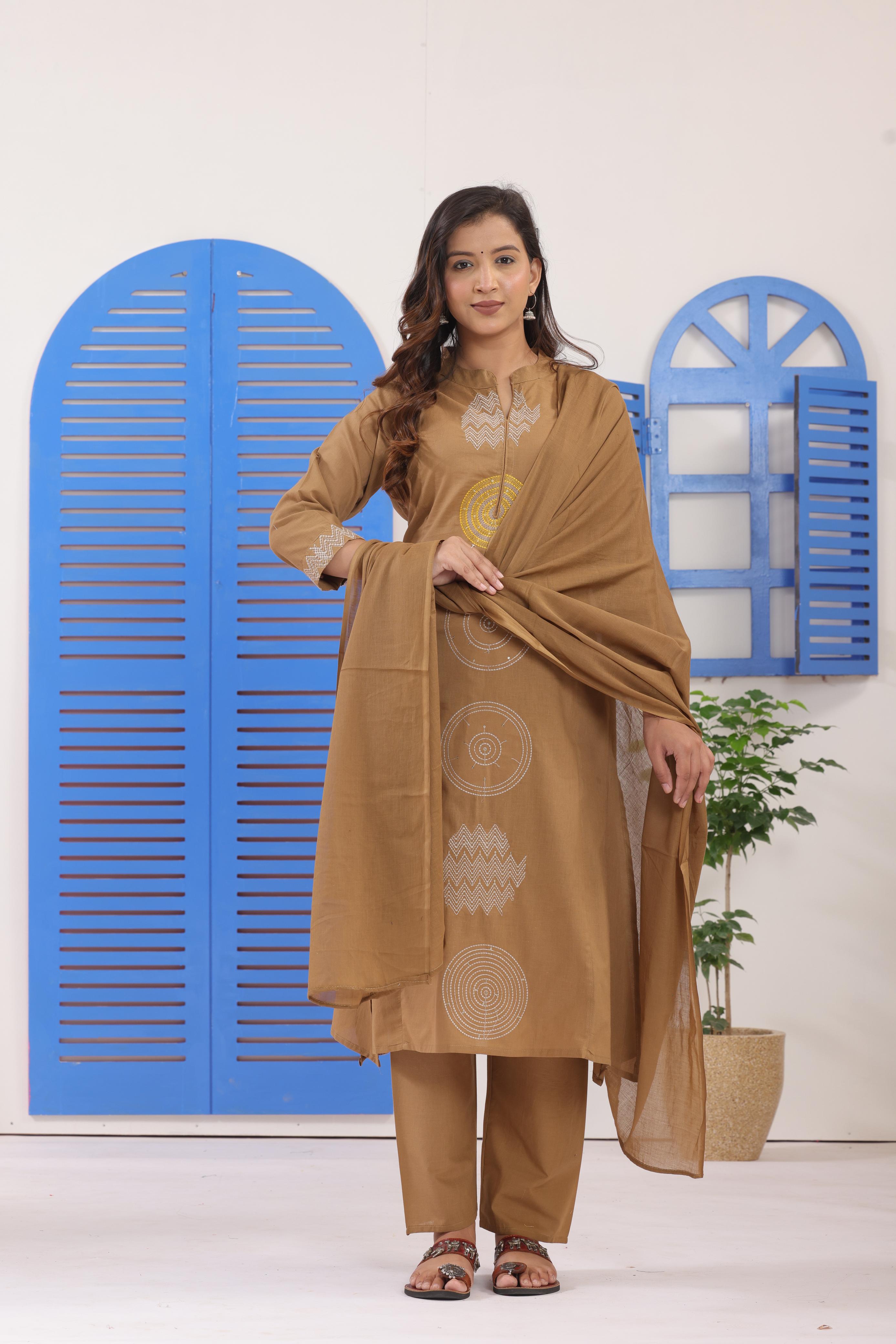 Women's Warm Caramel Brown Cotton Suit Set With Geometric Thread Embroidery