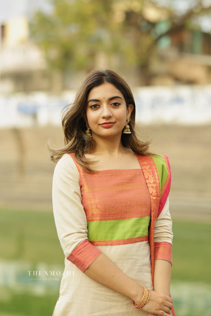 Women's White Kanchi Cotton Suit Set with Contrast Green & Pink Dupatta