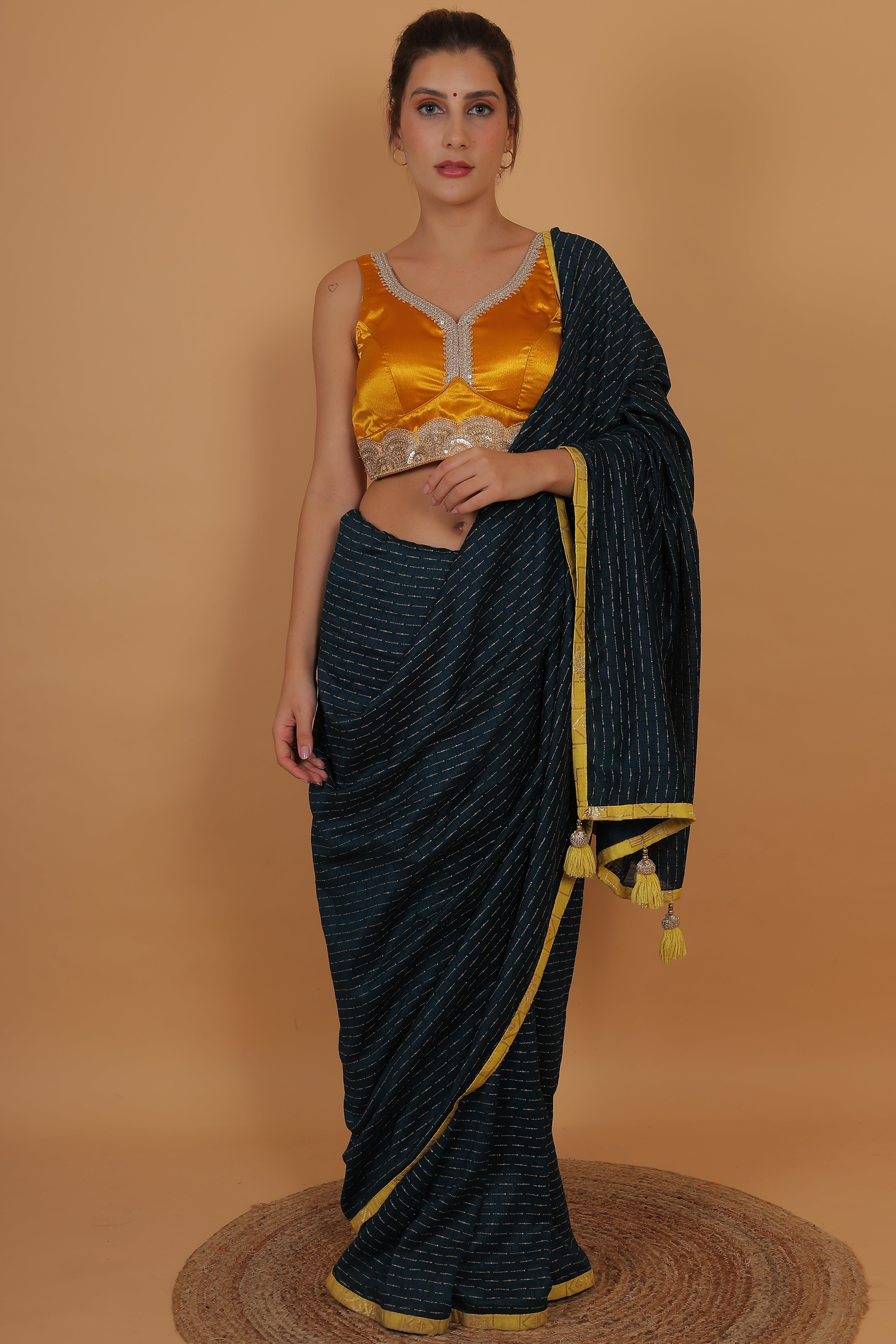 Color_YELLOW