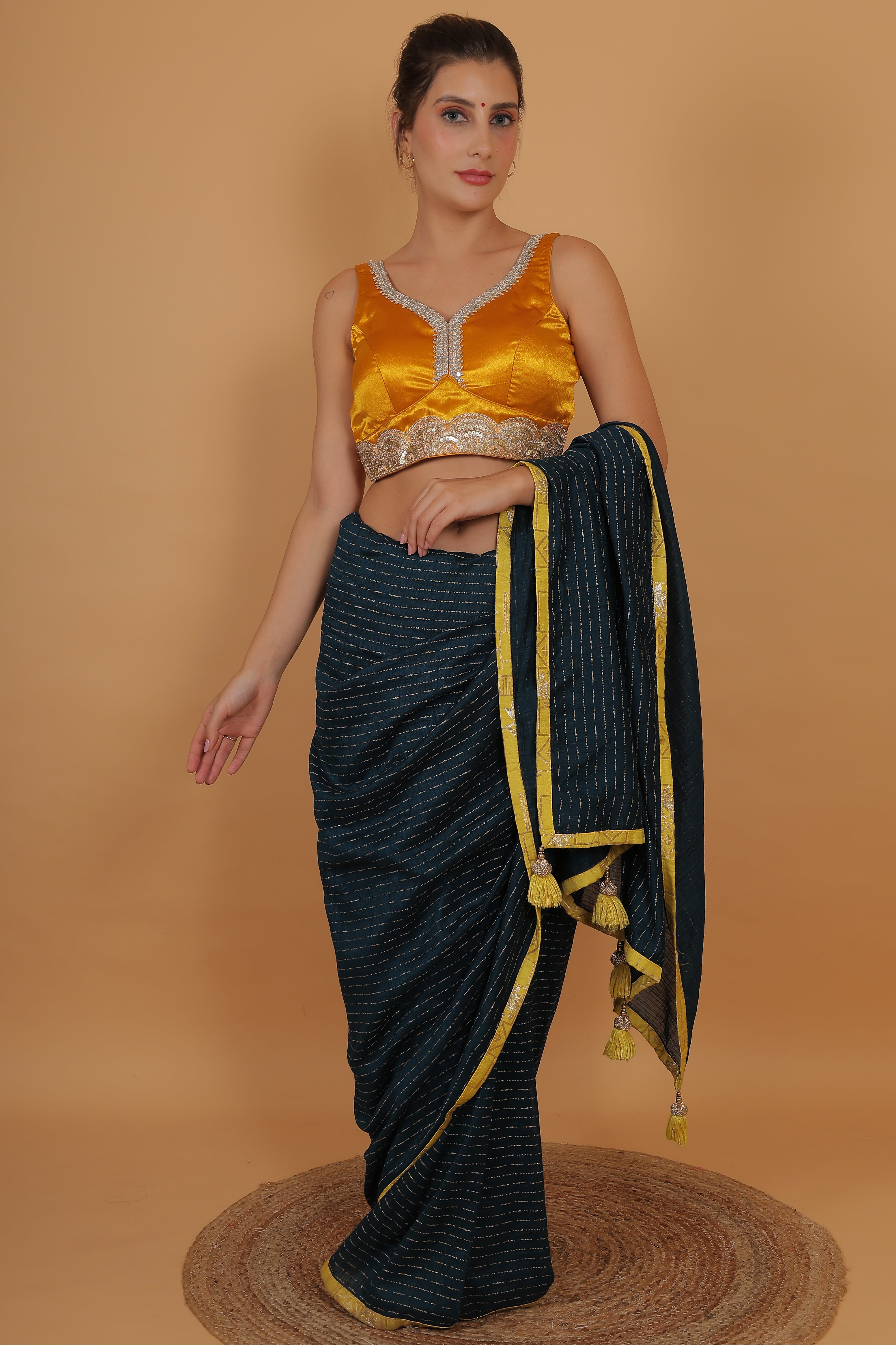 Color_YELLOW