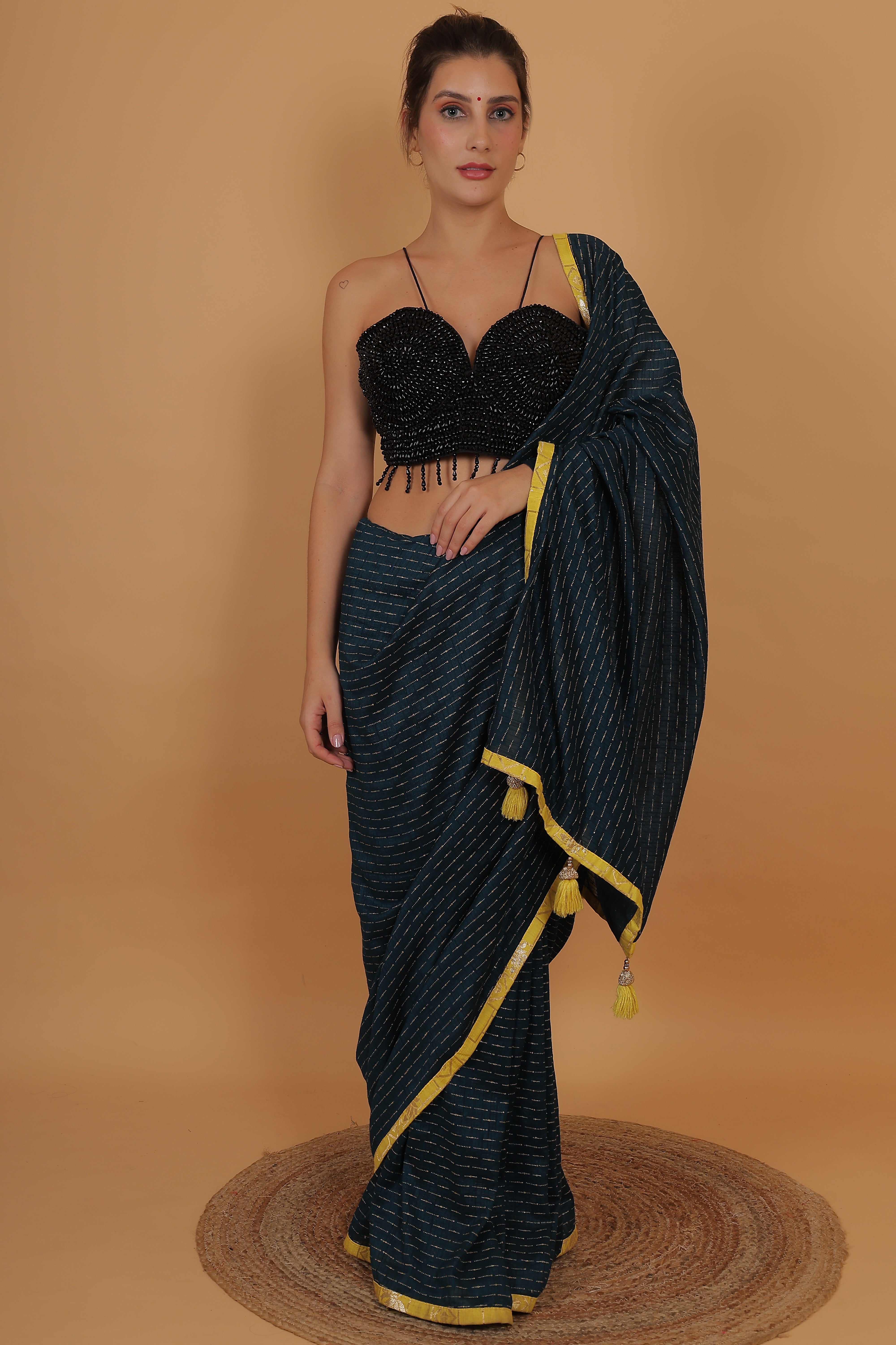 Color_BLACK