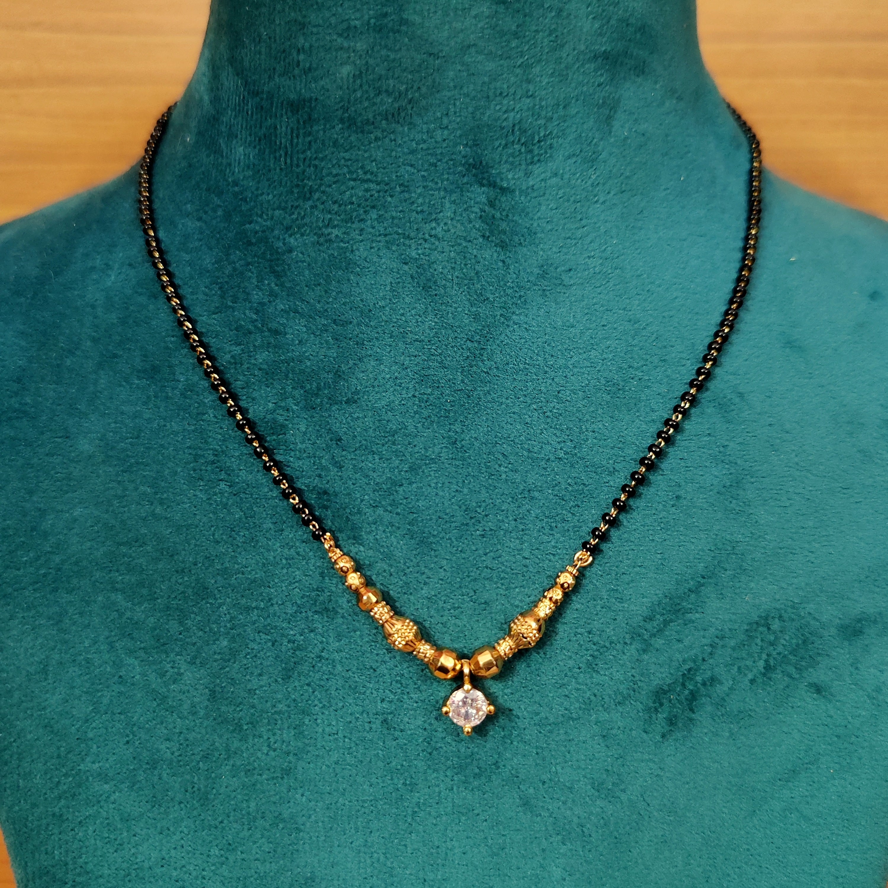 Women 's Traditional Single Stone Gold Look Mangalsutra