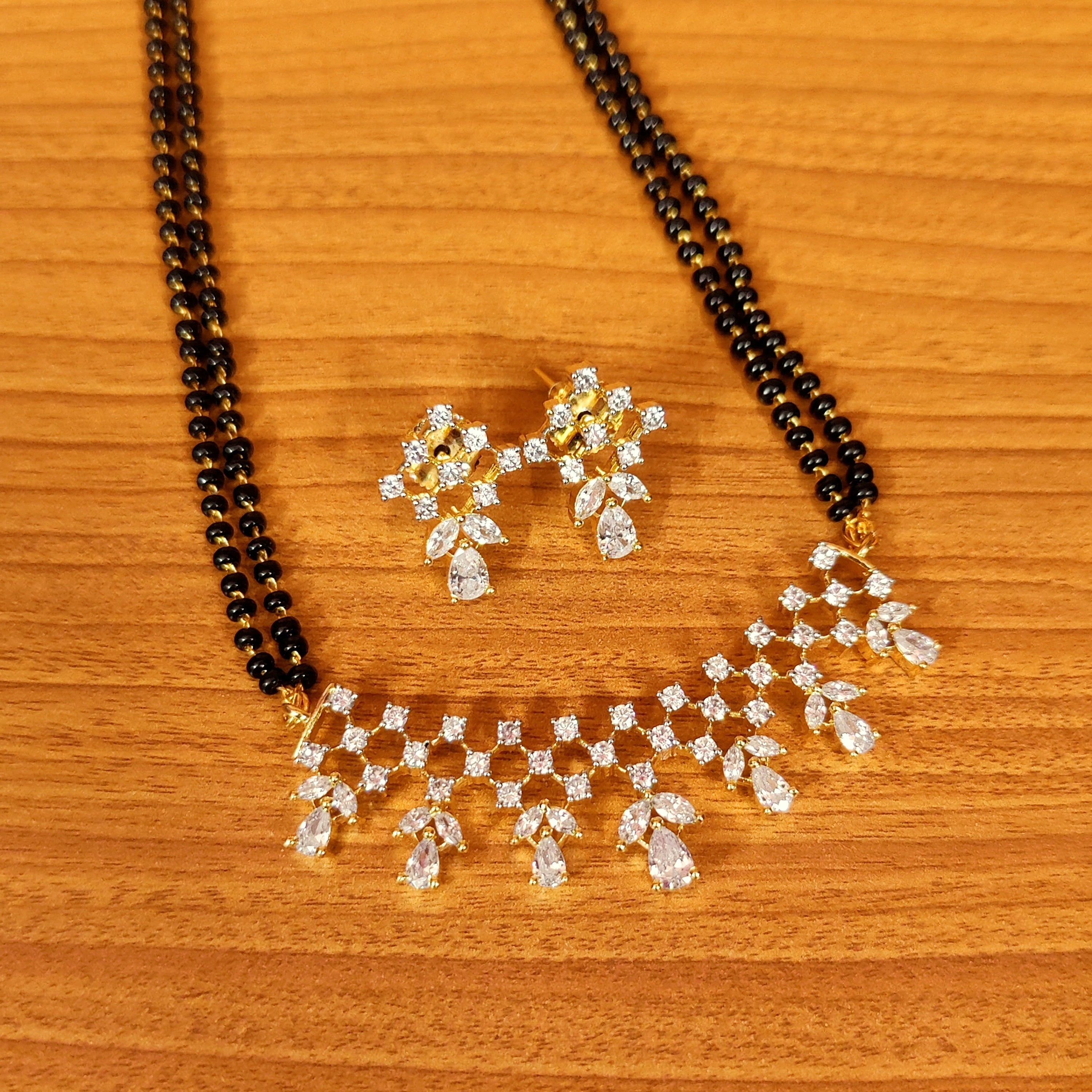 Women 's Gold Plated Real Diamond Pattern Mangalsutra