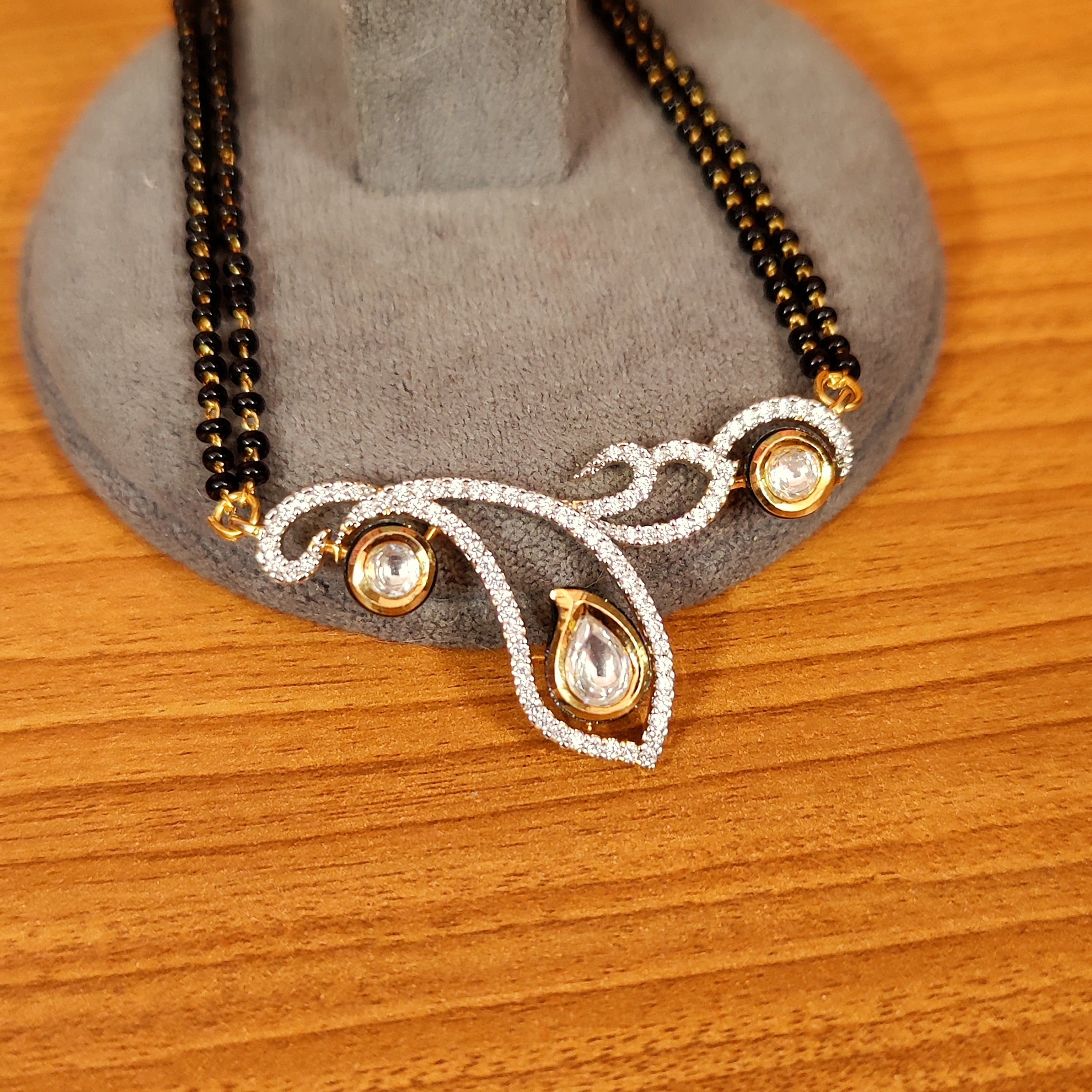 Women 's Gold Plated Fusion Look Cz Studded Mangalsutra