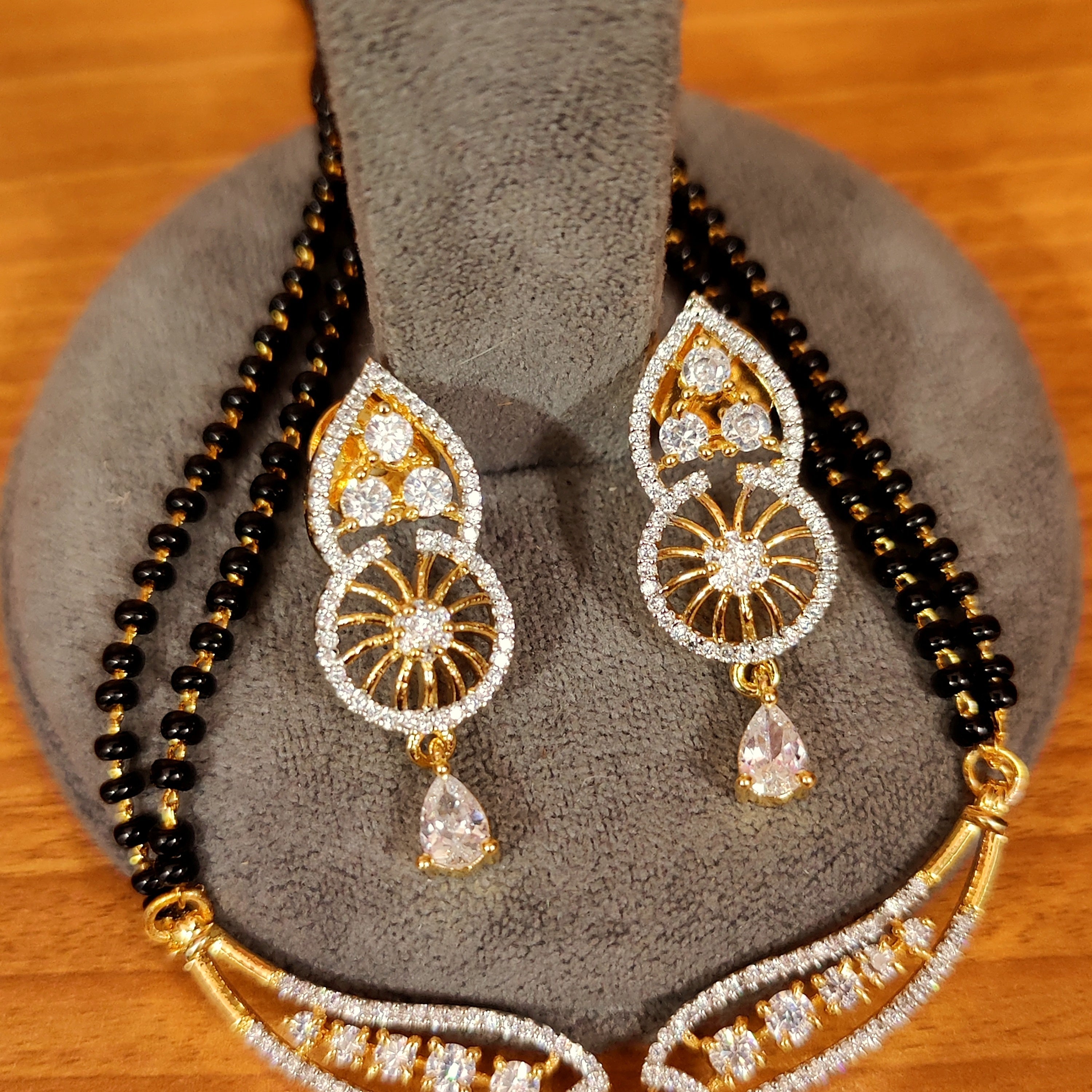 Women 's Diamond Pattern Gold Plated Cz Studded Mangalsutra