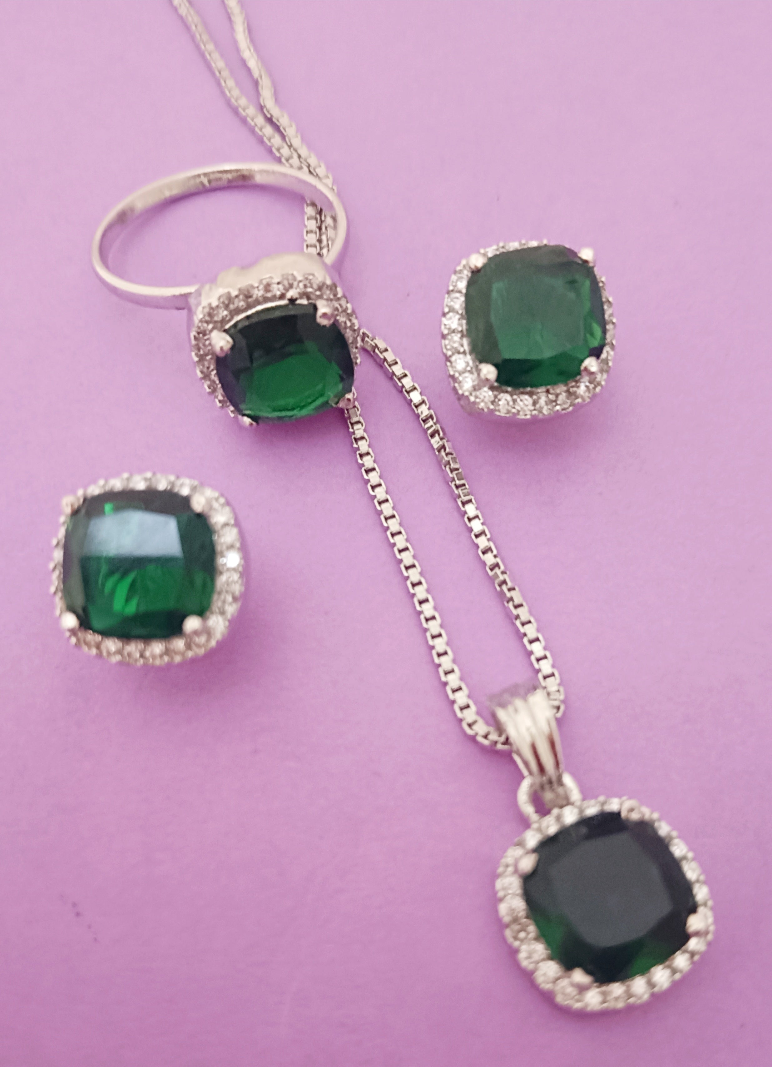 Color_Green