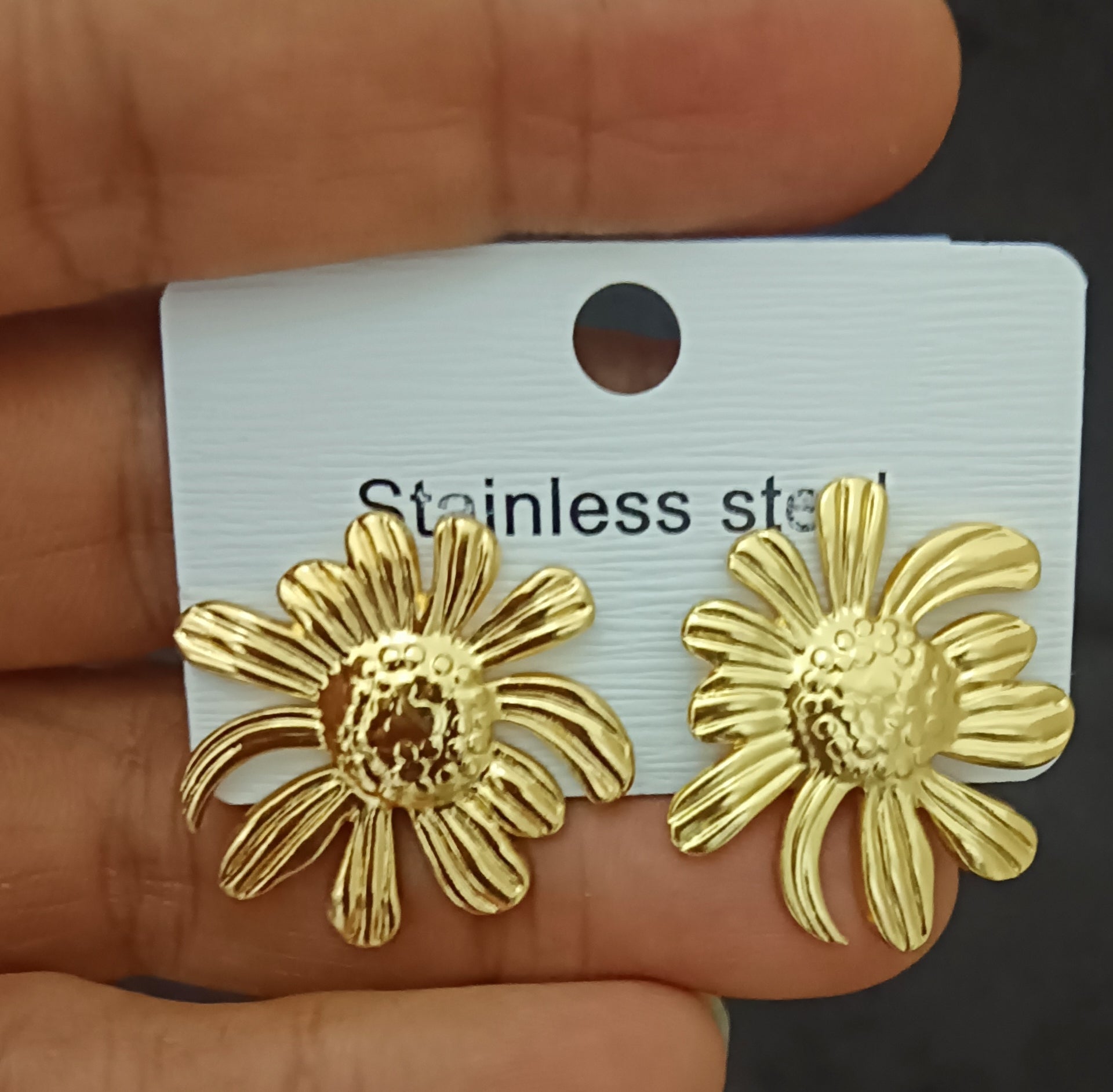 Color_Gold