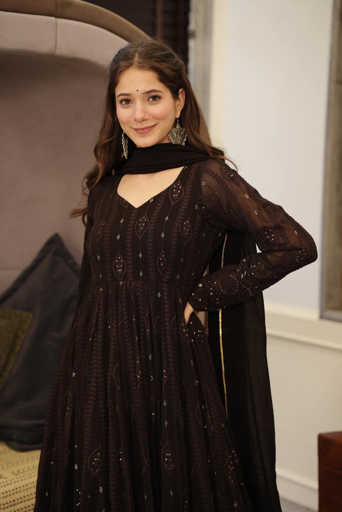 Color_Brown