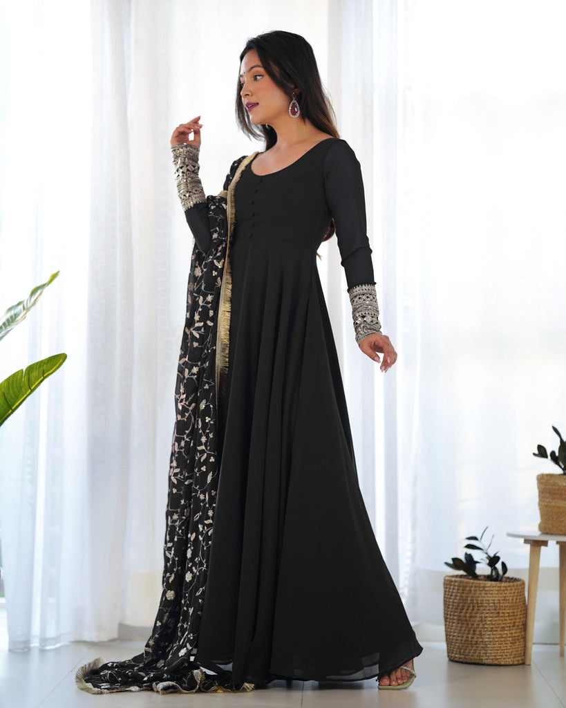 Color_Black