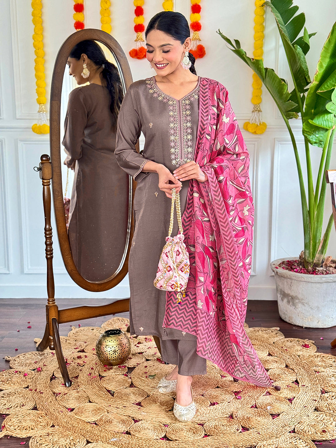 Color_Brown