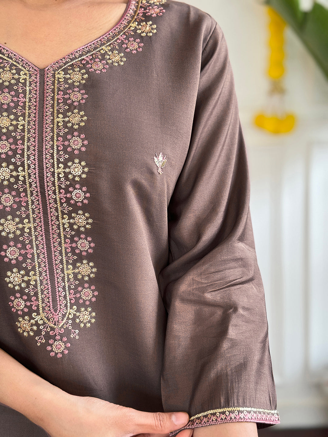Color_Brown